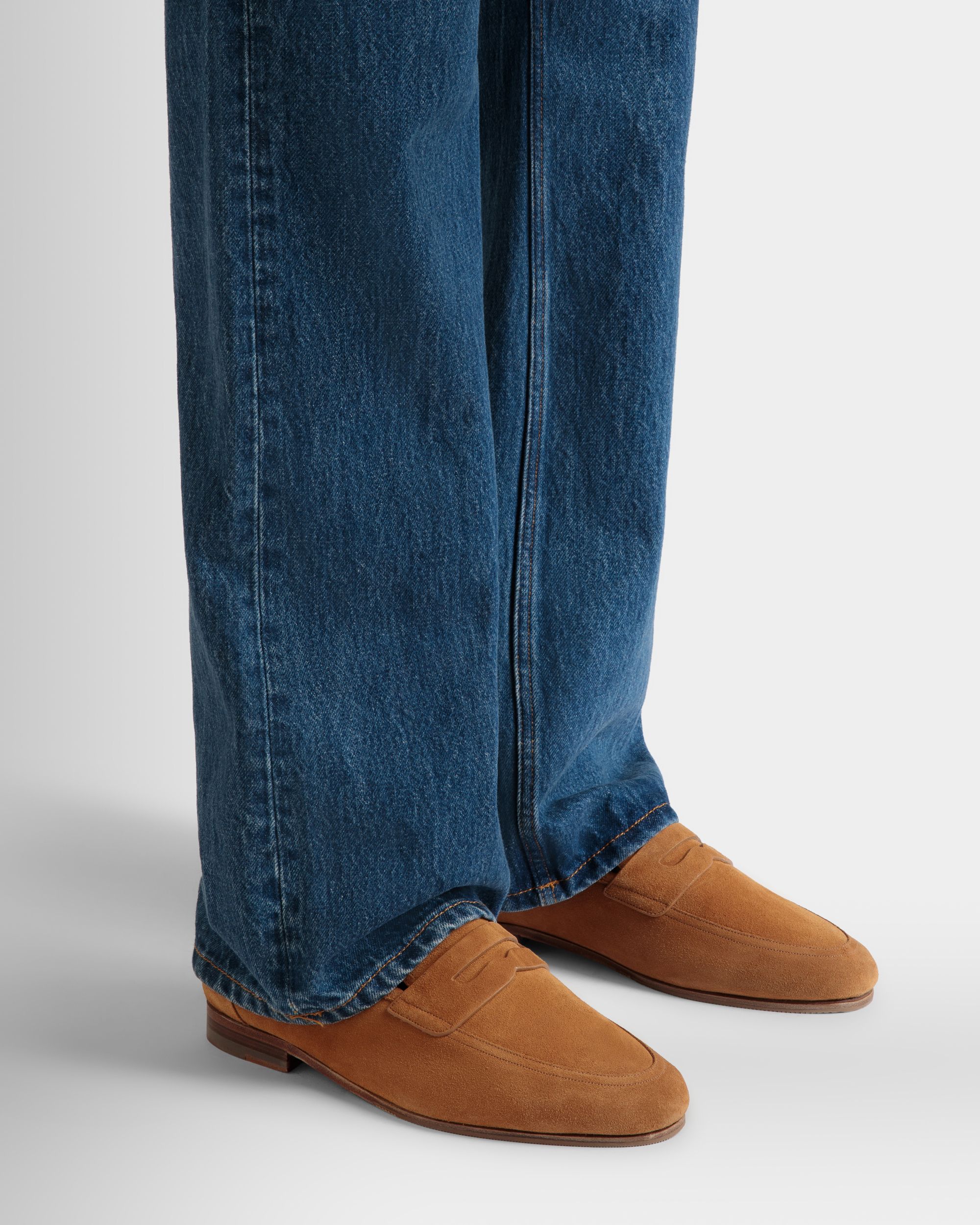 Plume Loafer in Brown Suede - Men's - Bally - 02