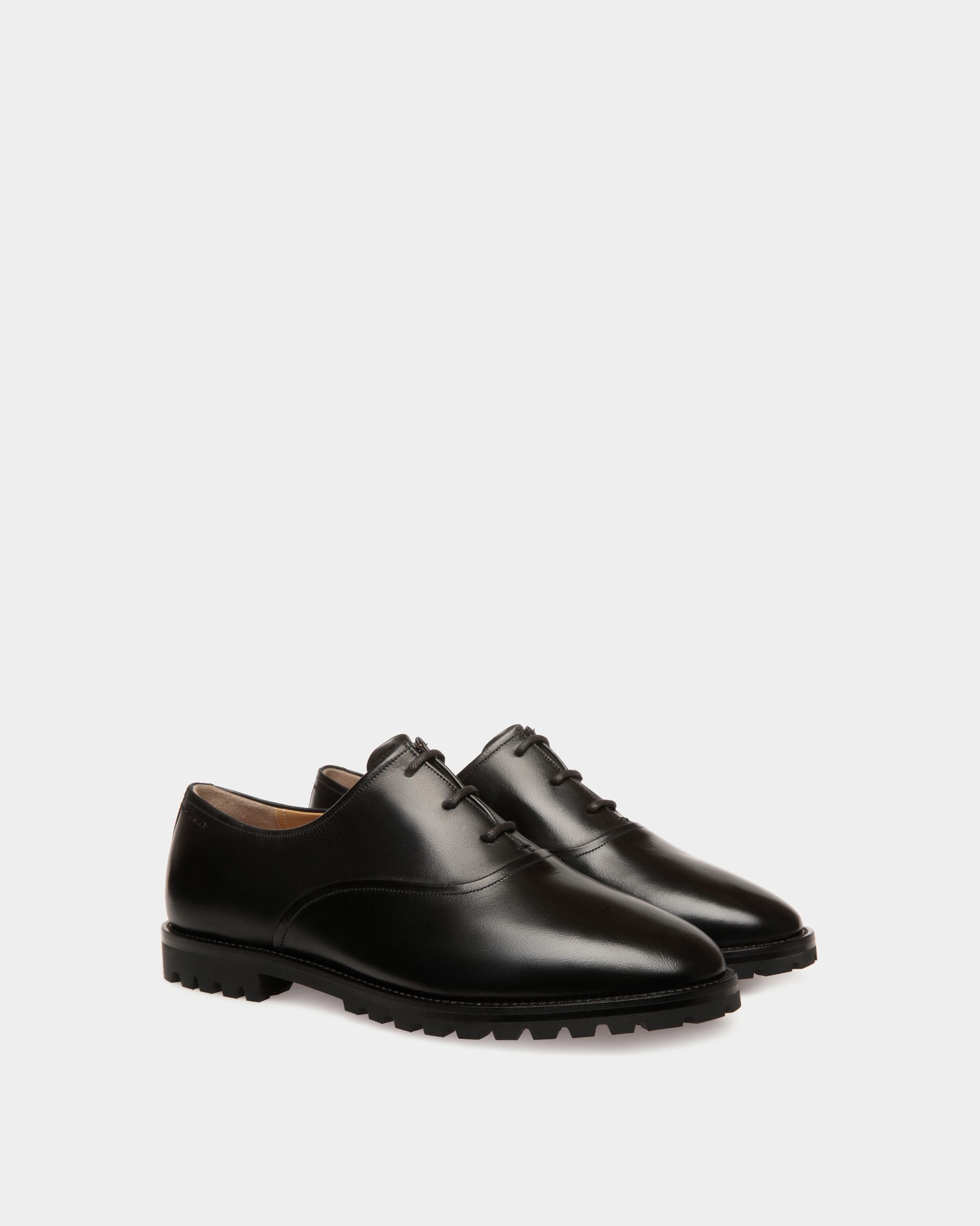 Solaria Oxford in Black Buffalo Leather - Hombre - Bally - 02