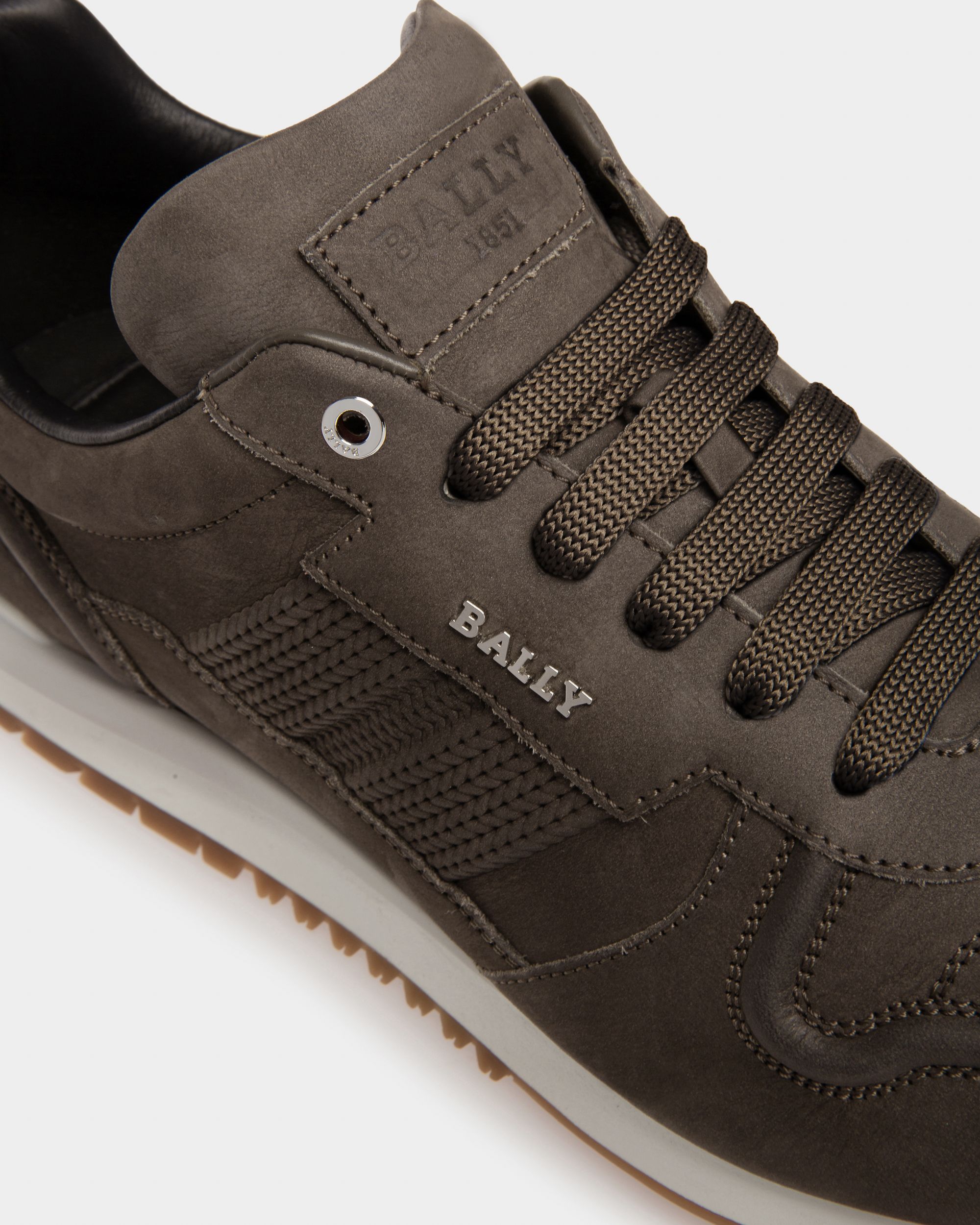 Asper Zapatillas De Piel En Color Verde Militar - Hombre - Bally - 05