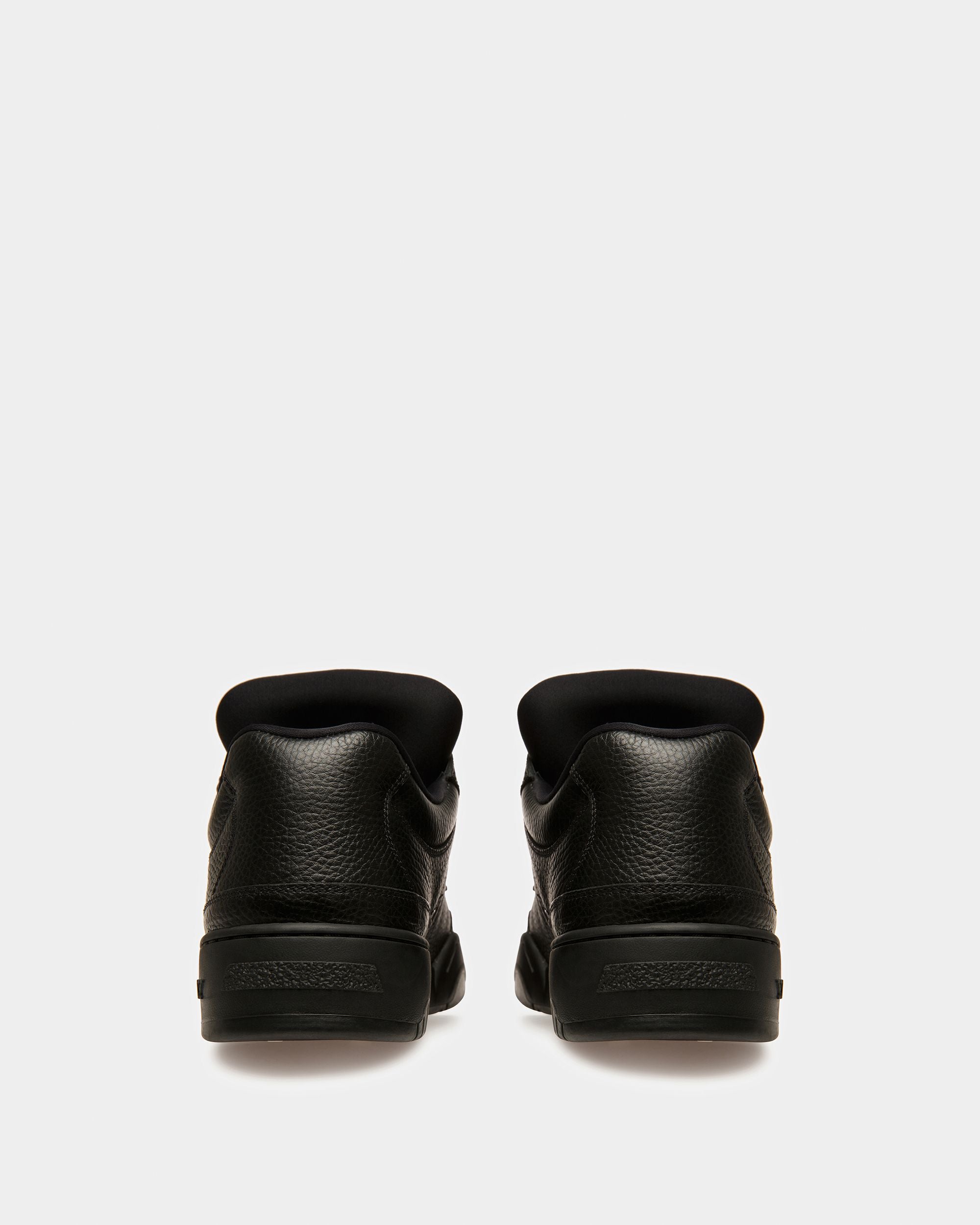Kiro Zapatillas De Piel En Negro - Hombre - Bally - 04