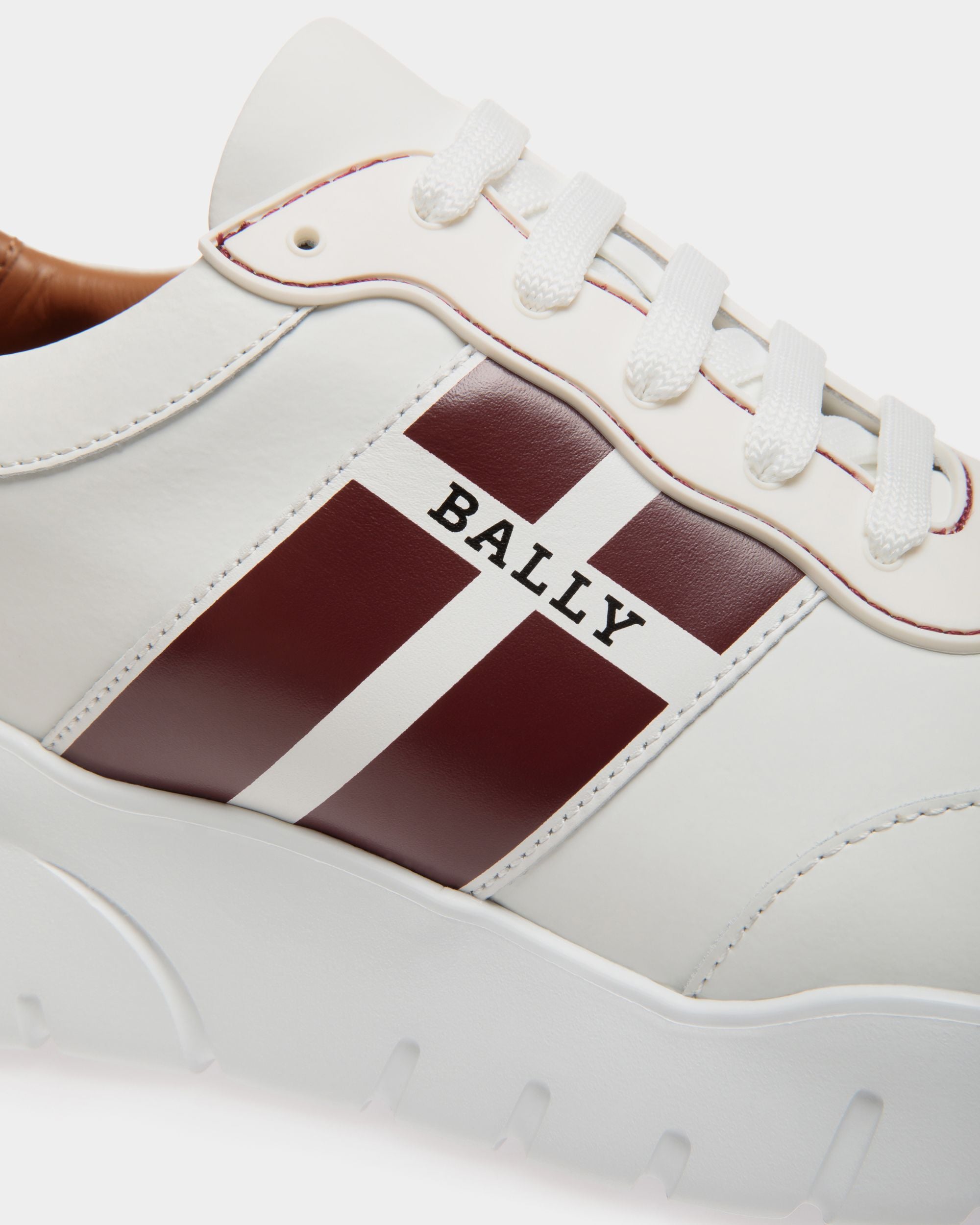Sneaker In White  Leather - Men's - Bally - 05
