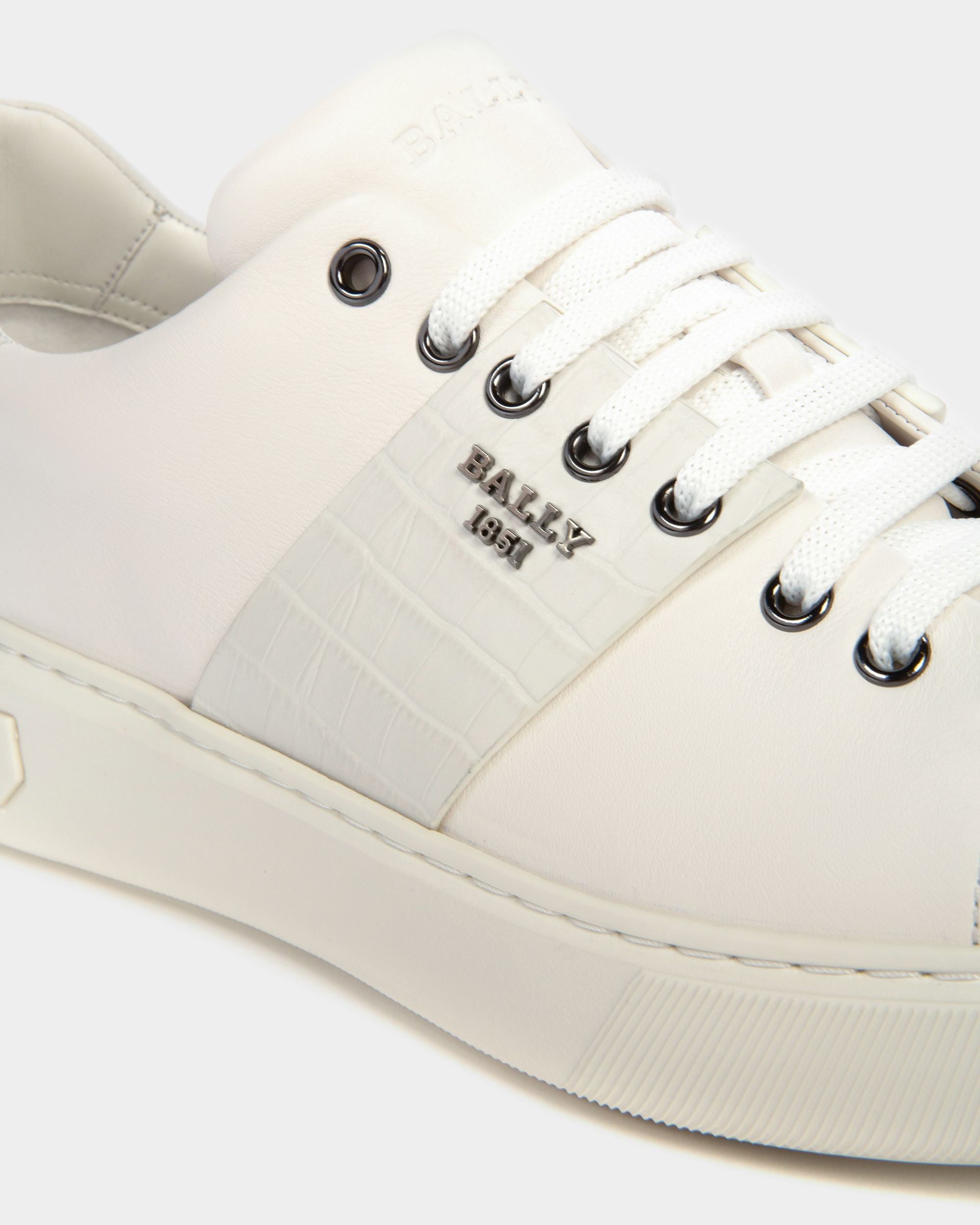 Mattye Zapatillas Deportivas En Piel De Color Blanco - Hombre - Bally - 04