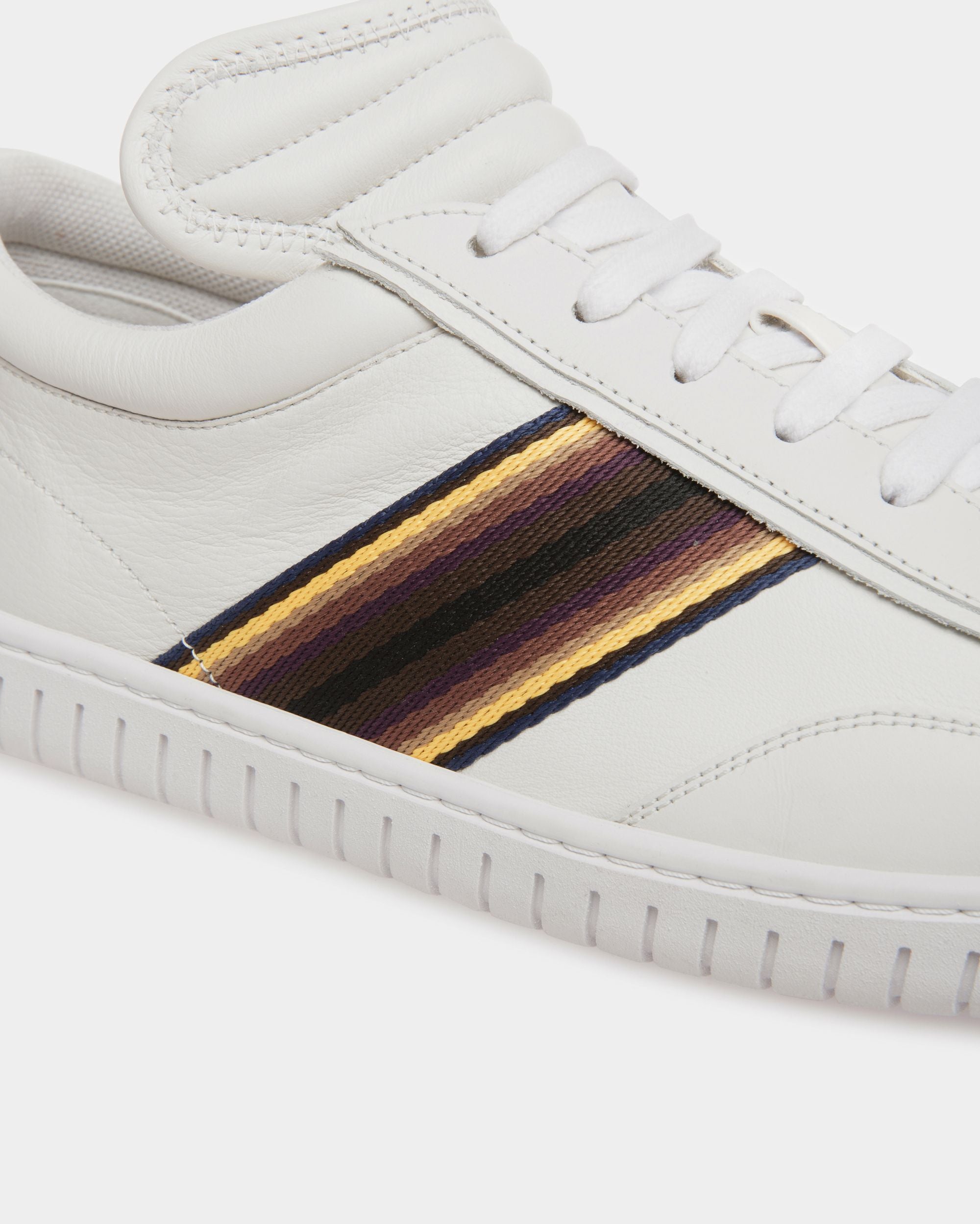 Zapatillas Player De Piel En Blanco - Hombre - Bally - 06