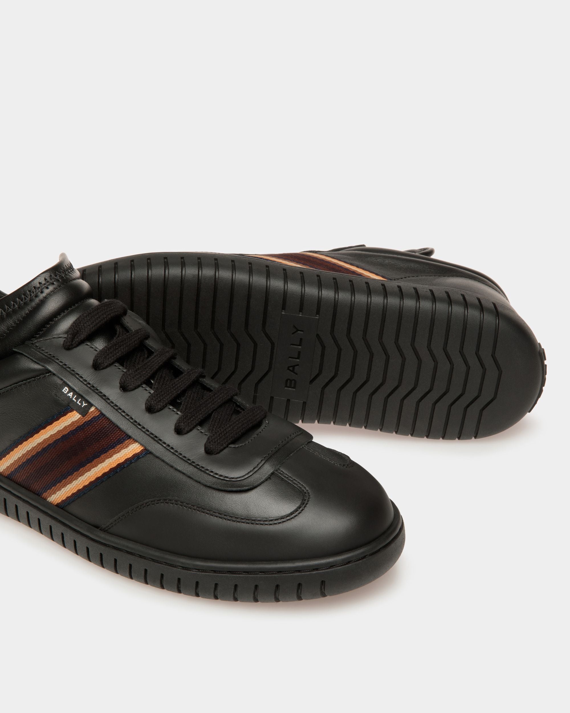 Zapatillas Player De Piel En Negro - Hombre - Bally - 04