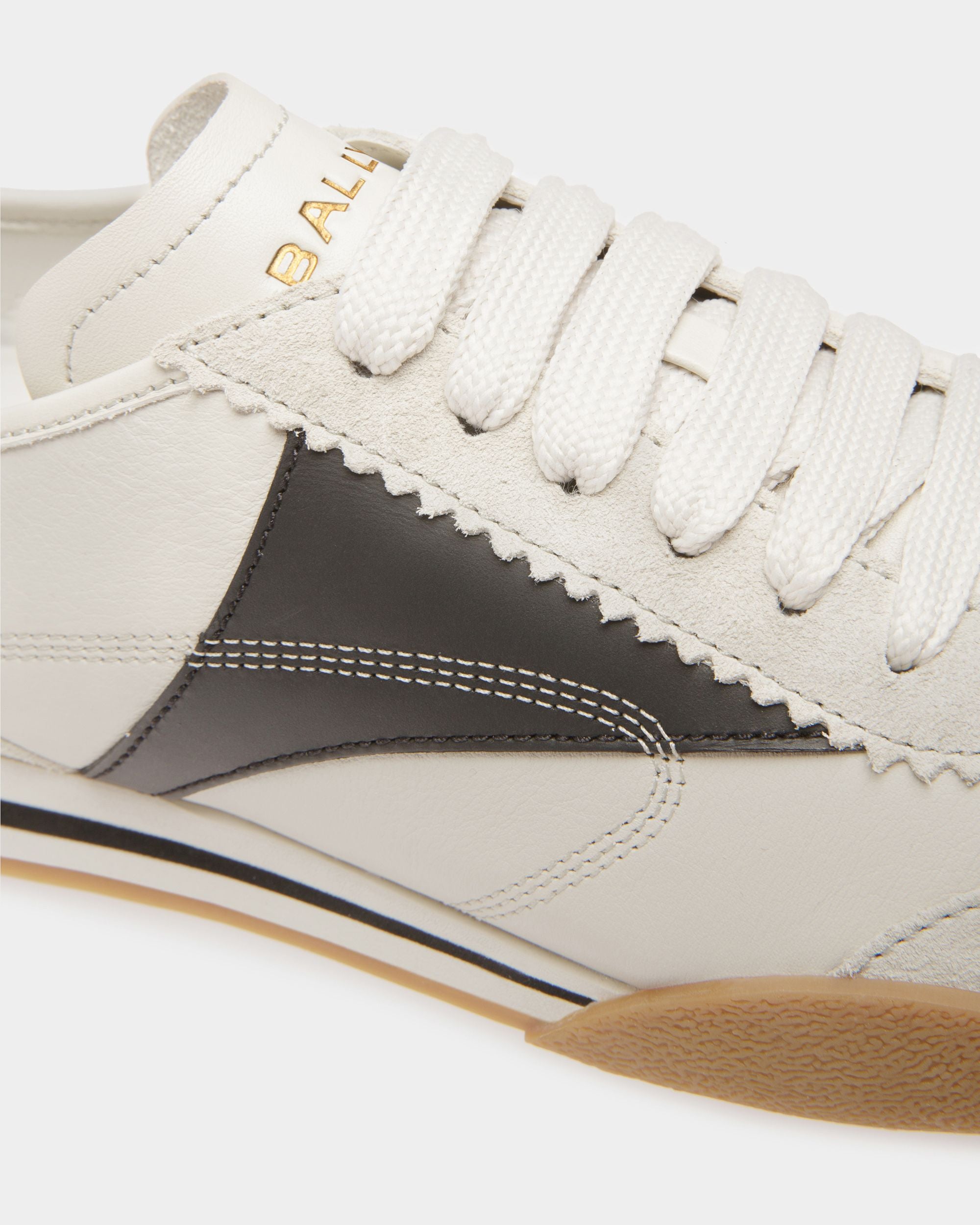 Sussex Sneakers In Black And Dusty White Leather - Men's - Bally - 05