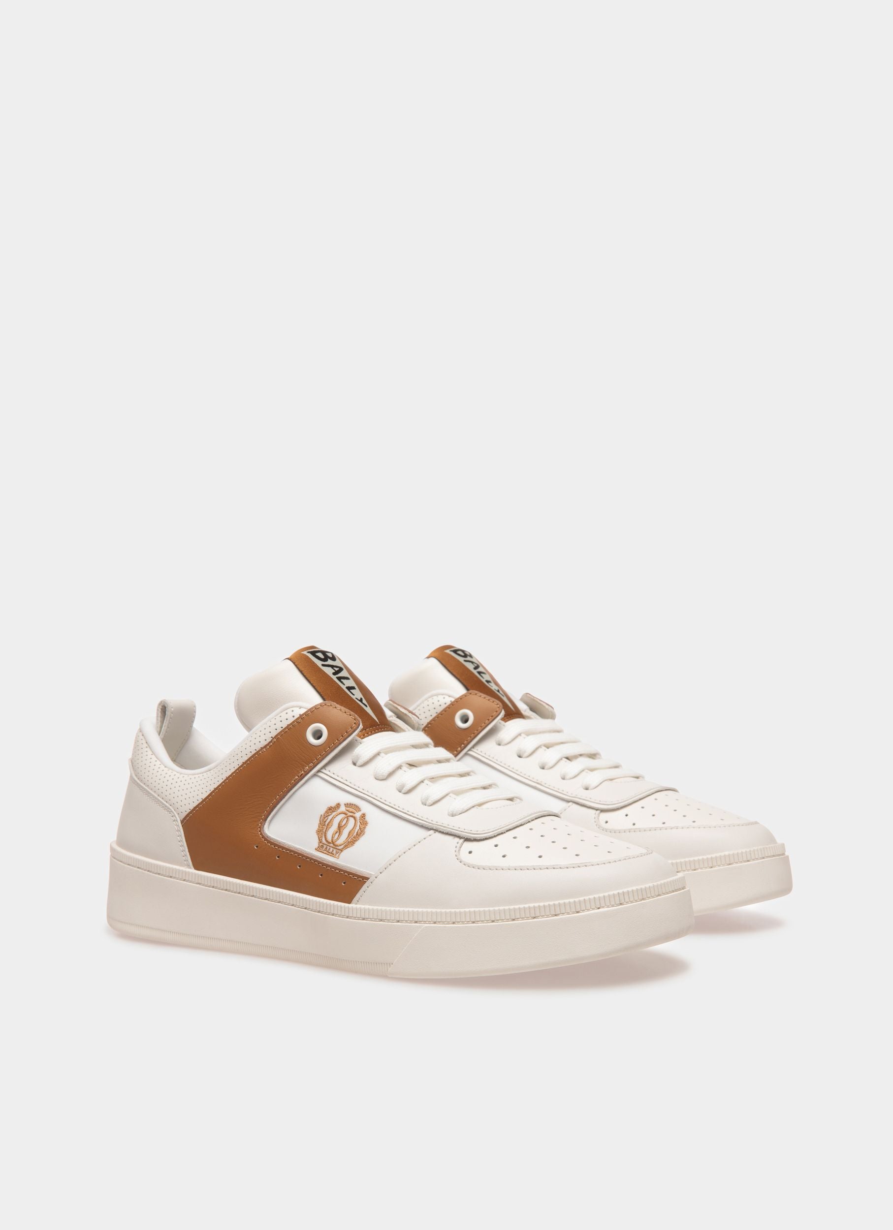 Zapatilla De Piel En Blanco Y Marrón - Hombre - Bally - 02