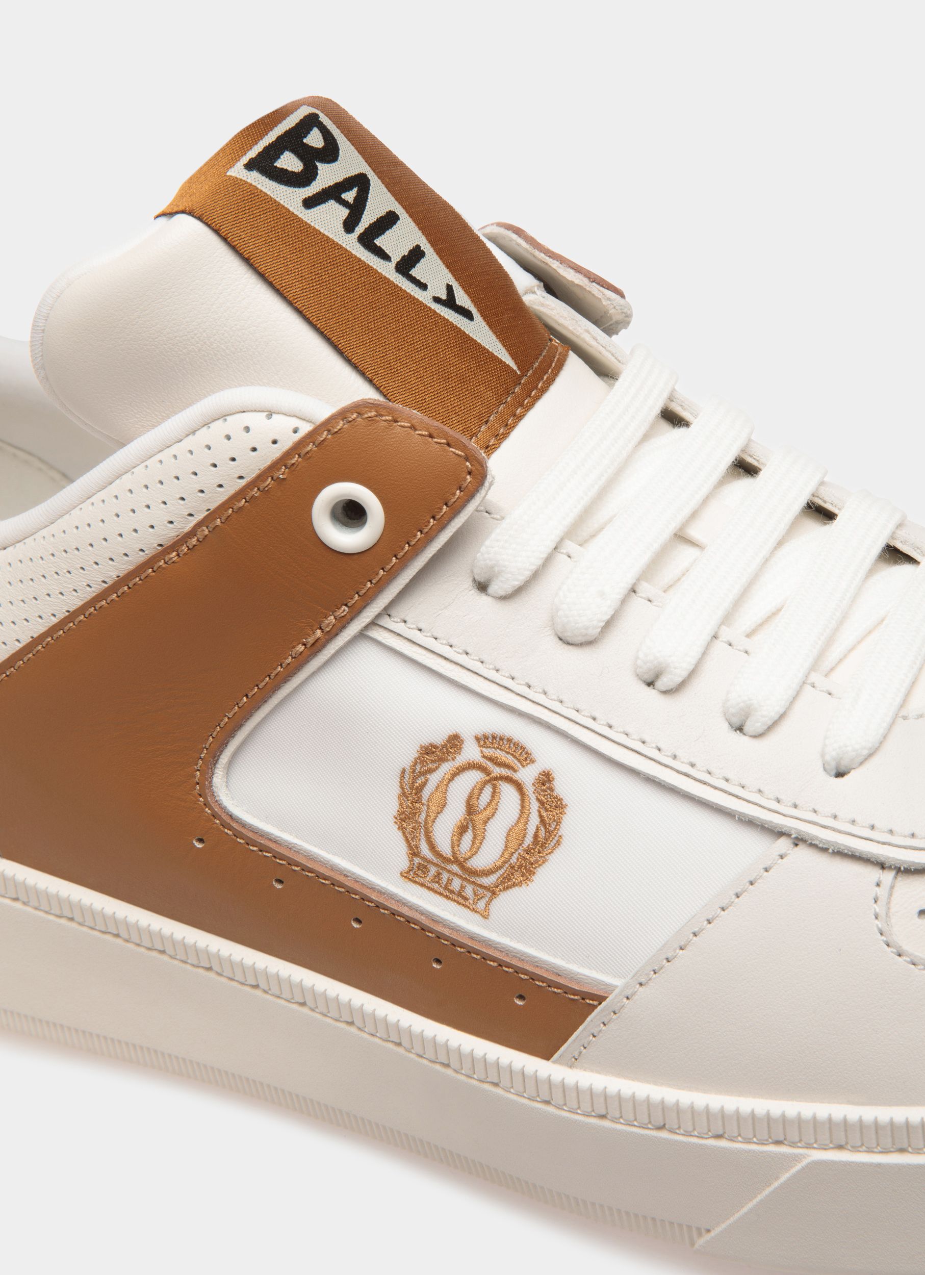 Zapatilla De Piel En Blanco Y Marrón - Hombre - Bally - 05