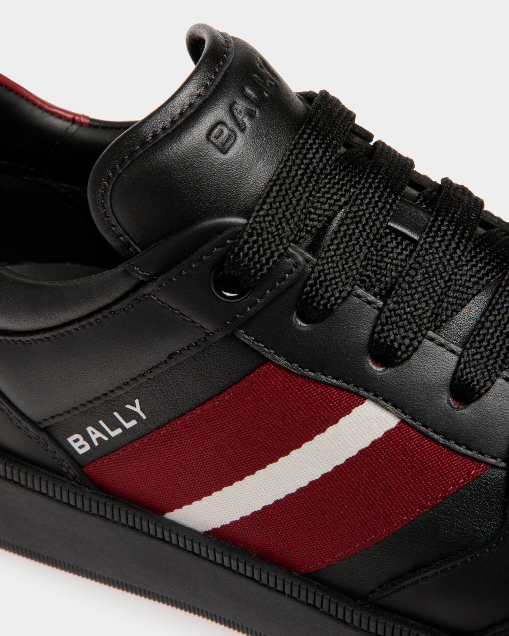 Zapatilla Raise De Piel En Negro - Hombre - Bally - 06