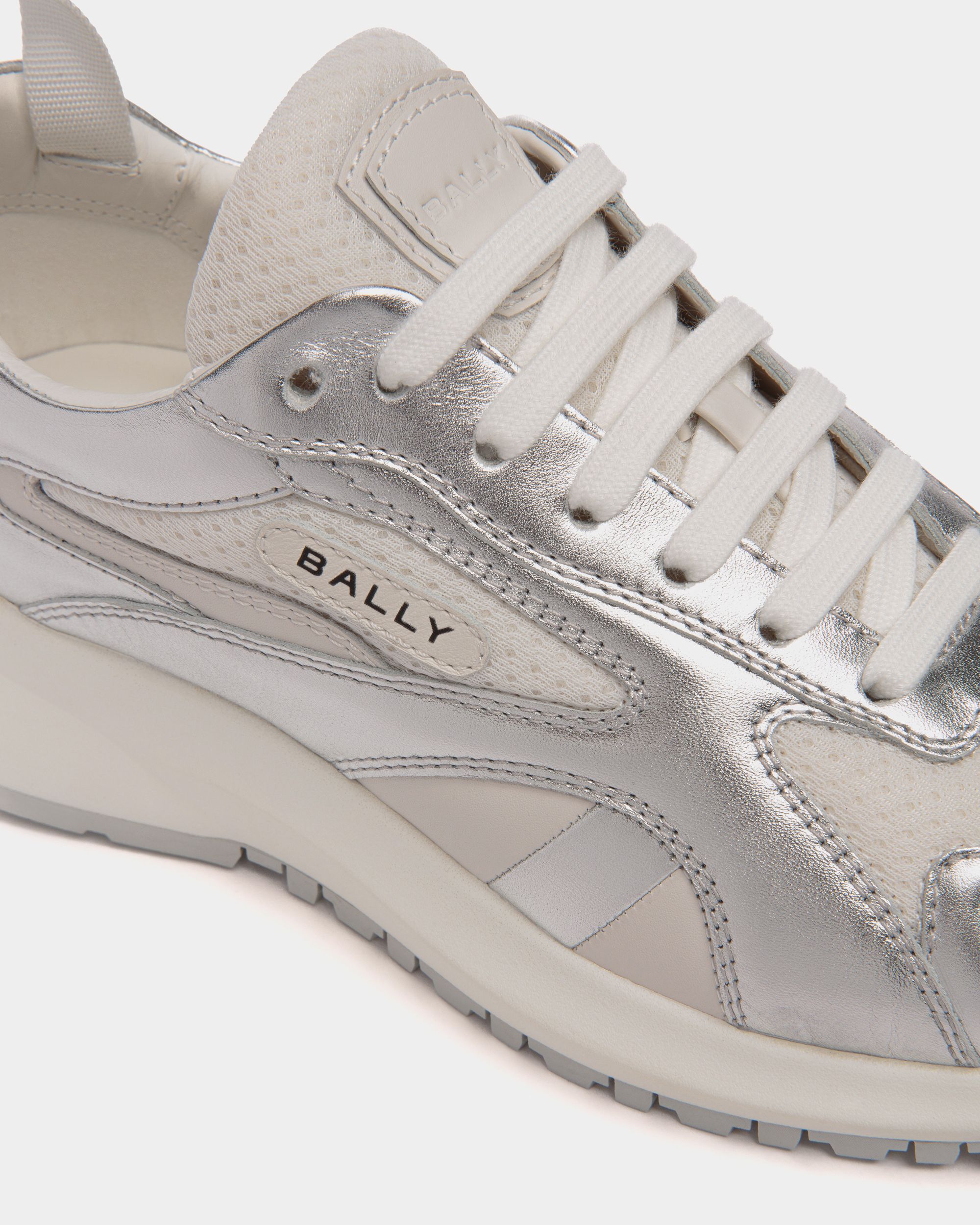 Zapatilla Outline De Piel Blanca Y Plateada - Hombre - Bally - 05