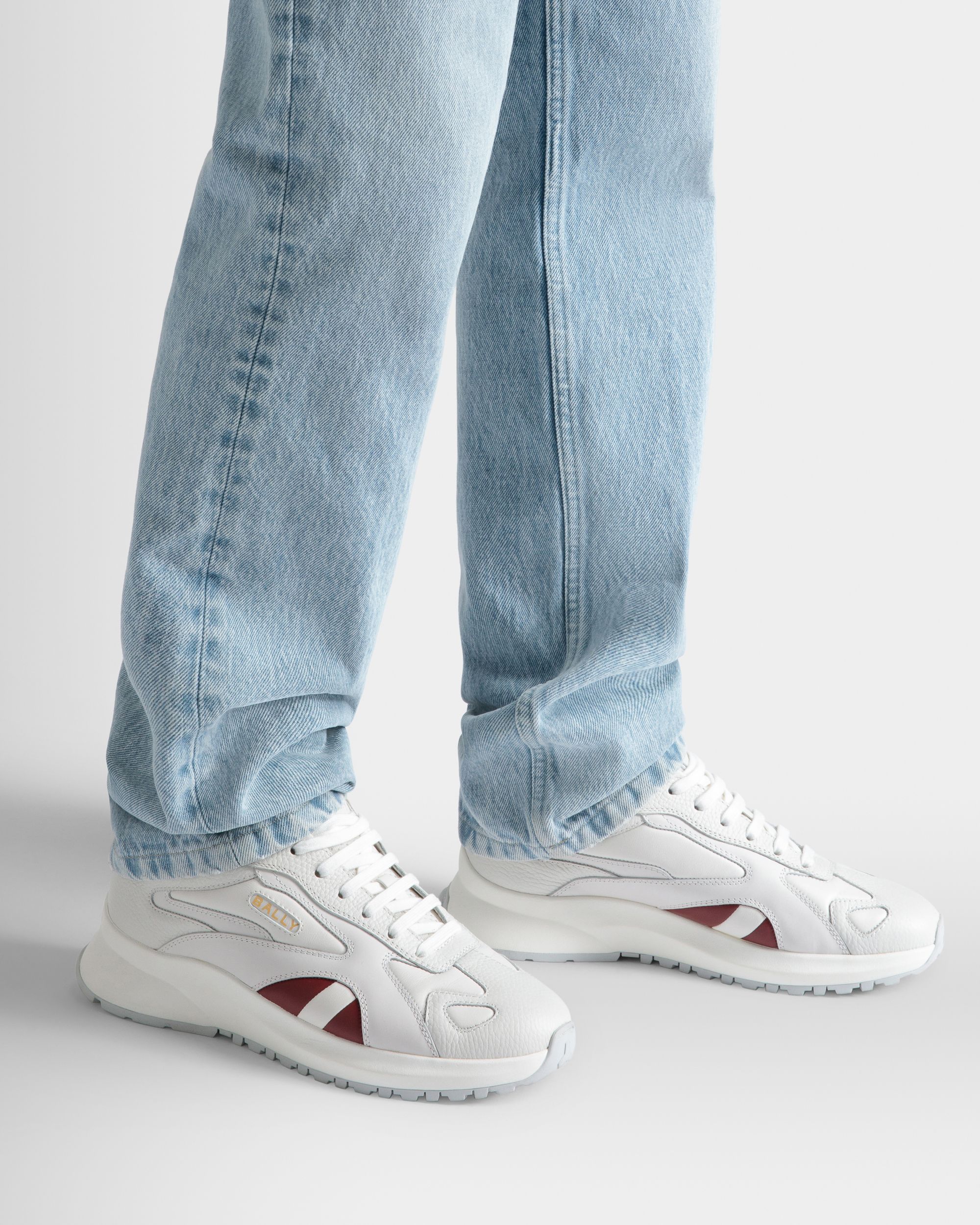 Outline Sneaker In White Leather - Men's - Bally - 02