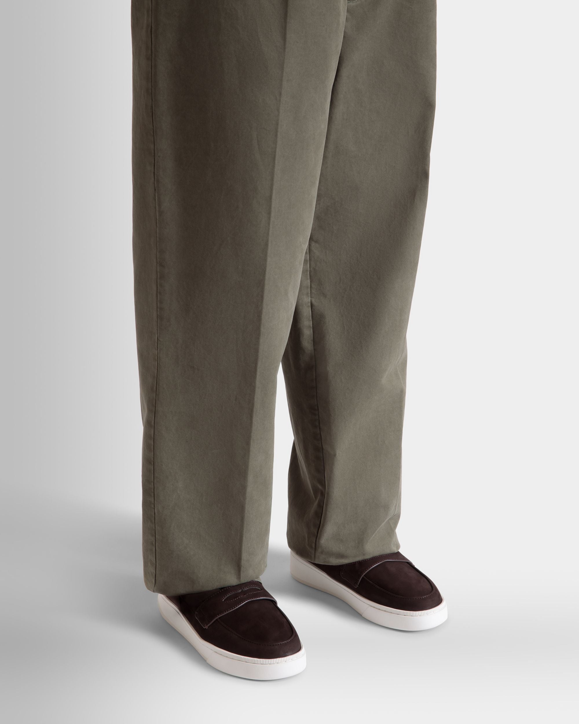 Zapatilla Raise De Nobuk Ébano - Hombre - Bally - 02