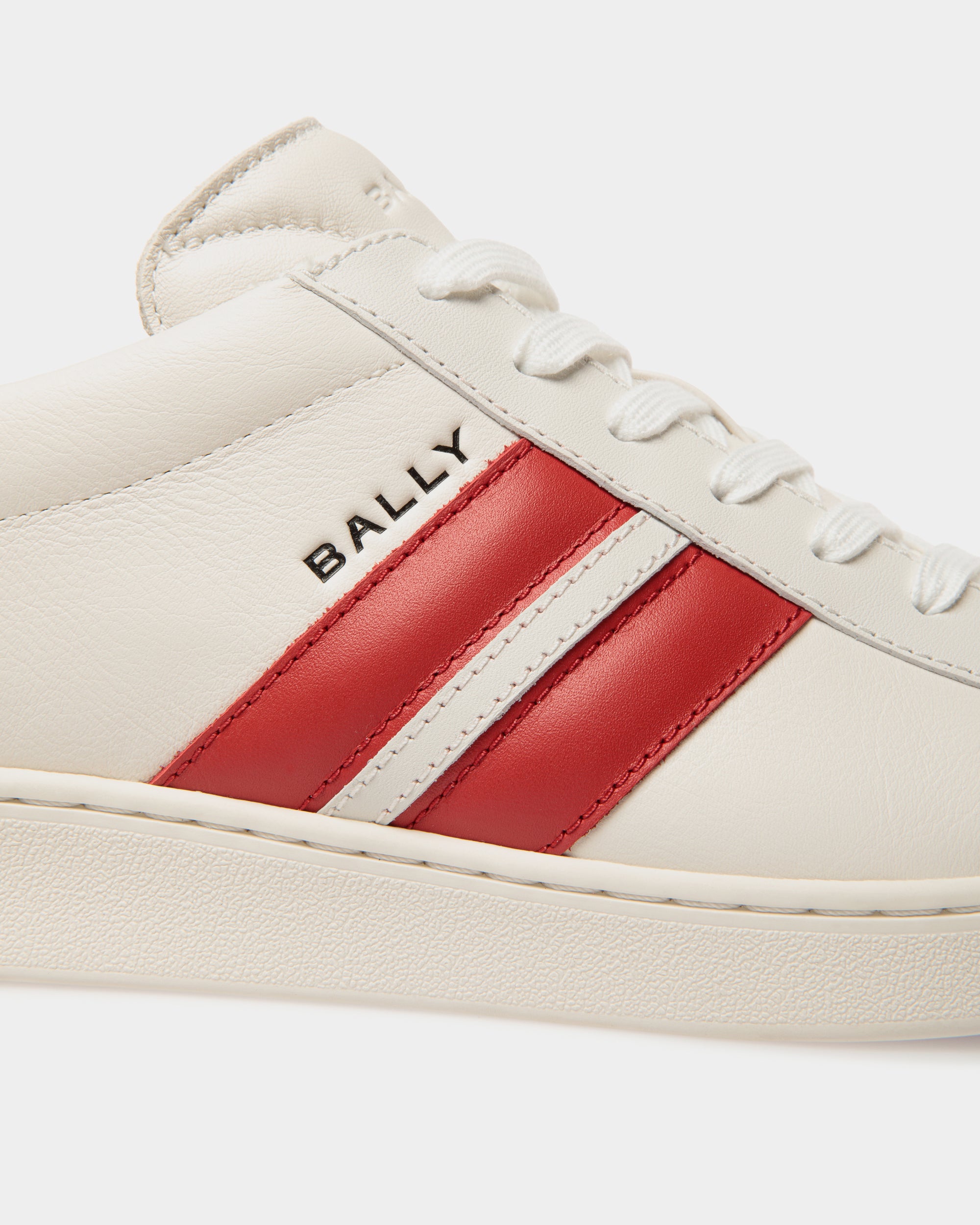 Zapatilla Tennis De Piel Blanca Y Candy Red - Hombre - Bally - 06