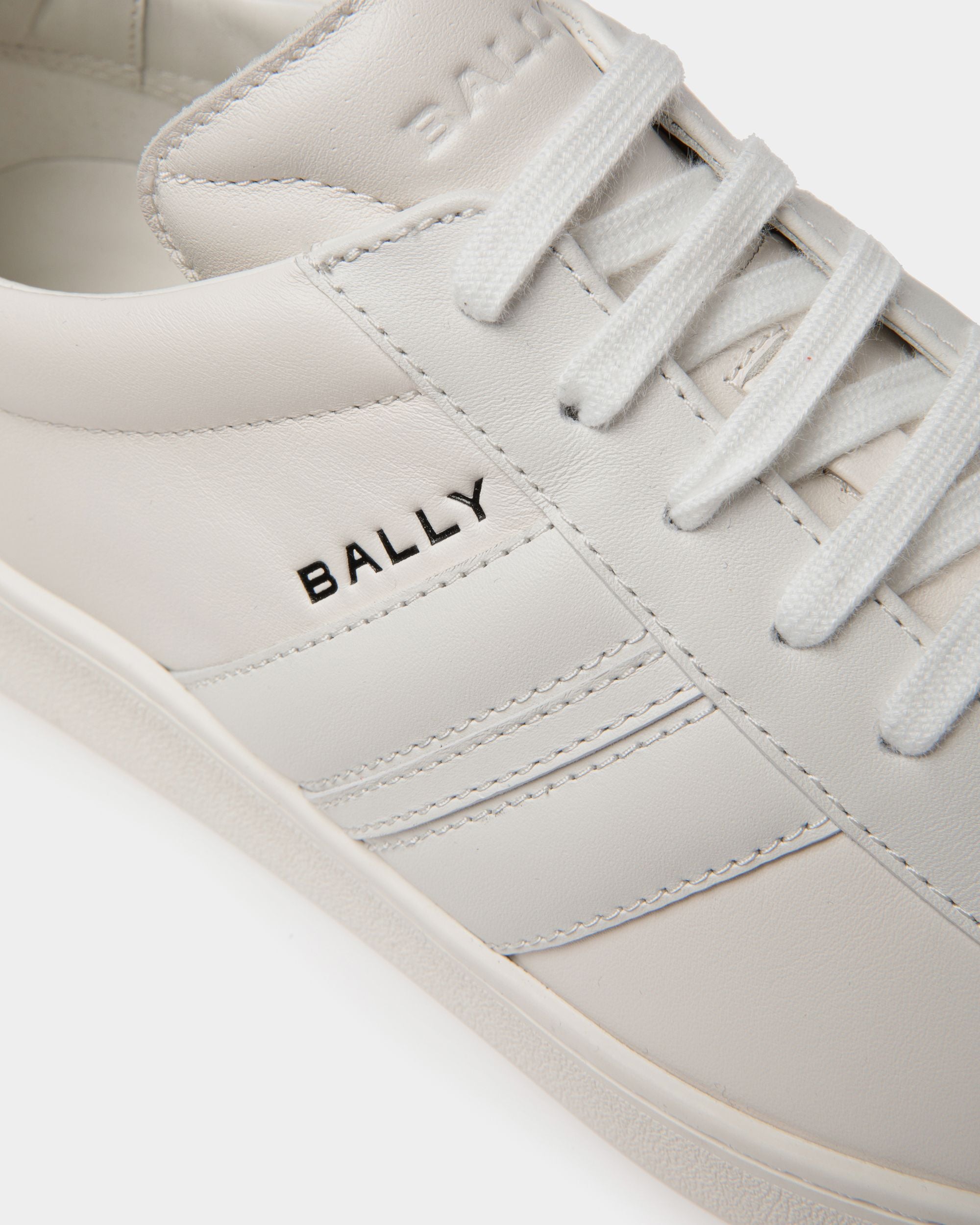 Zapatilla Raise De Piel Blanca - Hombre - Bally - 06