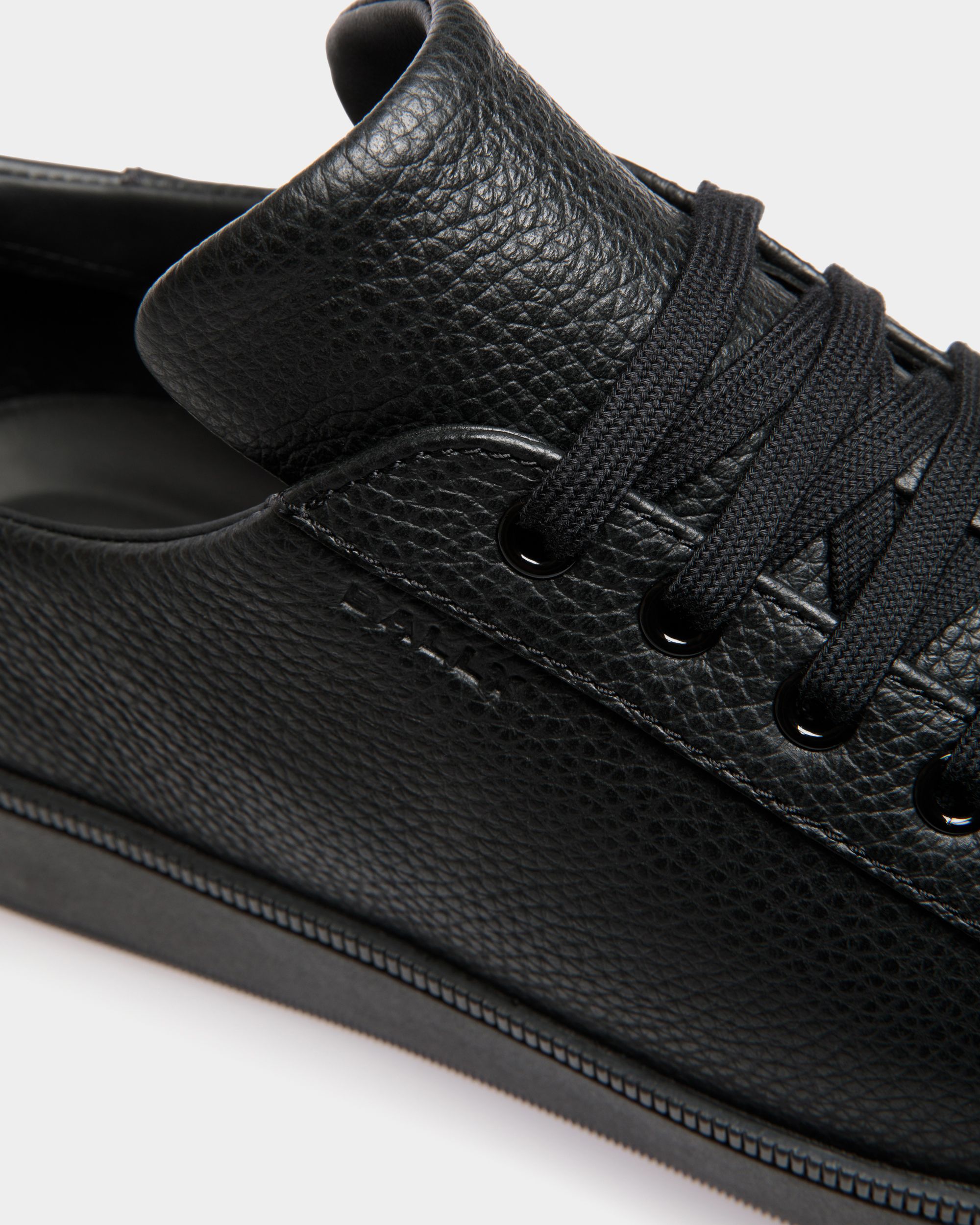Raise Sneaker in Black Grained Leather - Hombre - Bally - 06