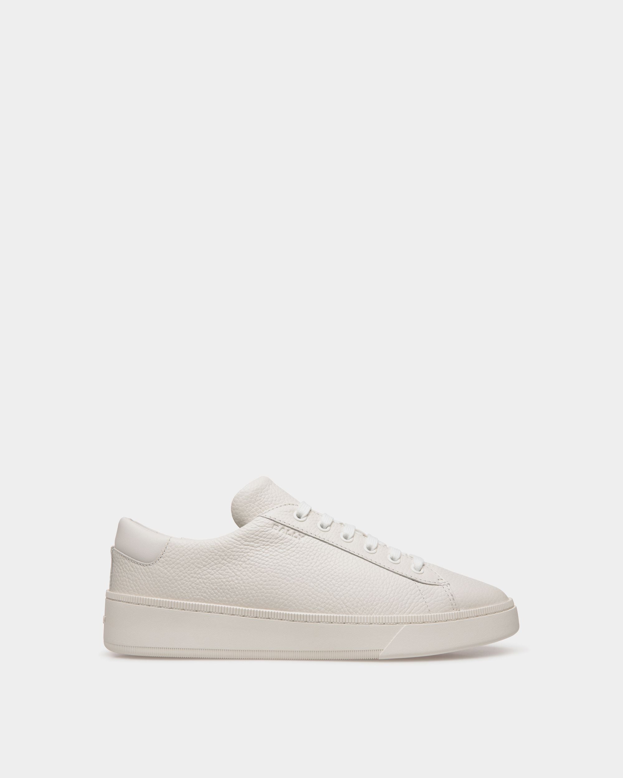 Zapatilla Raise De Piel Granulada Blanca - Hombre - Bally - 01