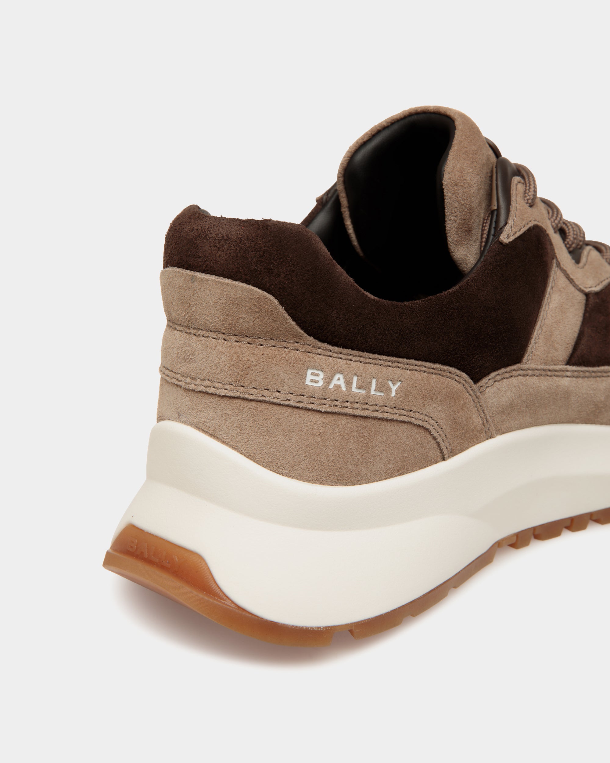 Zapatilla Outline De Ante Topo Y Ébano - Hombre - Bally - 06