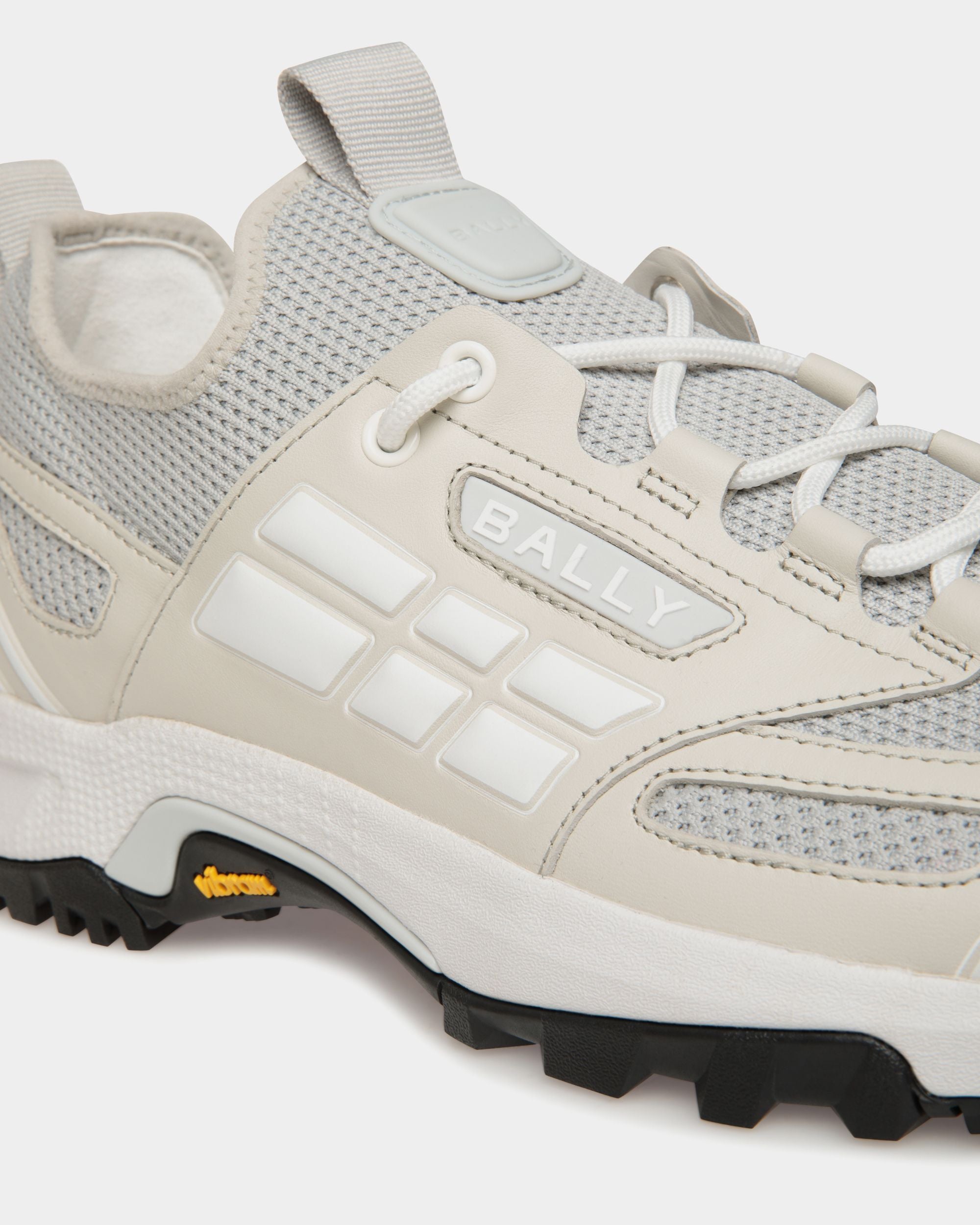 Zapatilla Faster De Punto Dusty White - Hombre - Bally - 06