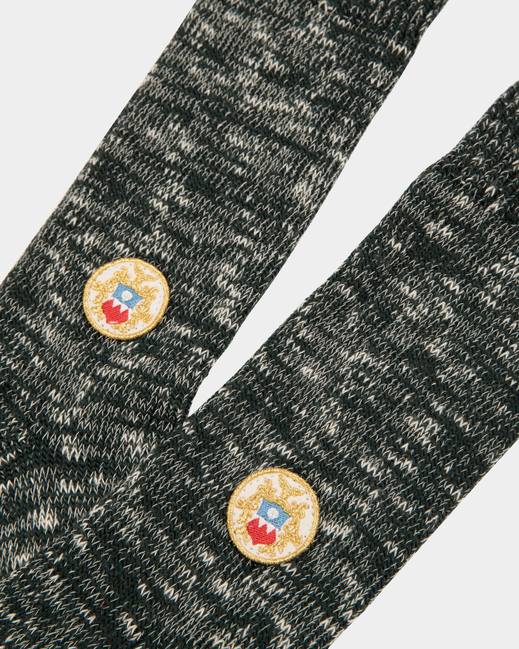 Socks With a Bally Crest Logo in Bottle Green Wool - Men's - Bally - 02