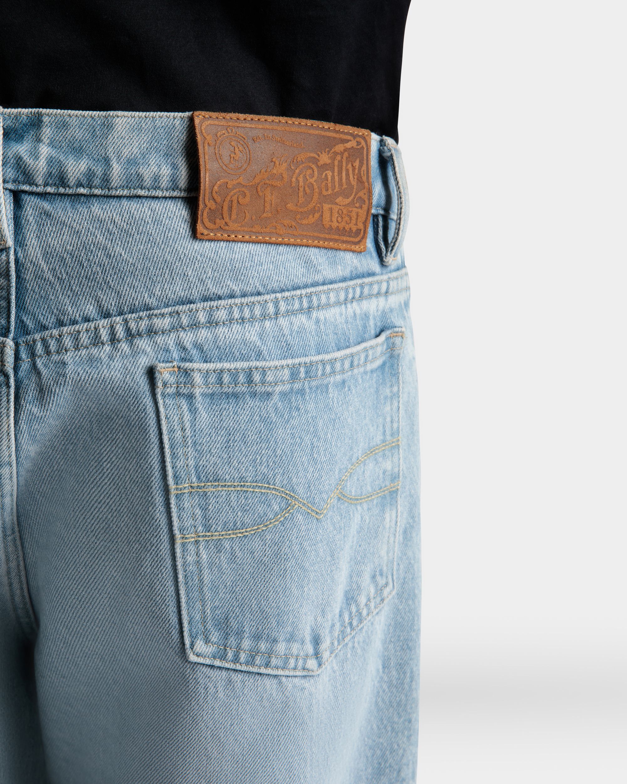 Pantalones Vaqueros De Algodón En Añil Claro - Hombre - Bally - 04