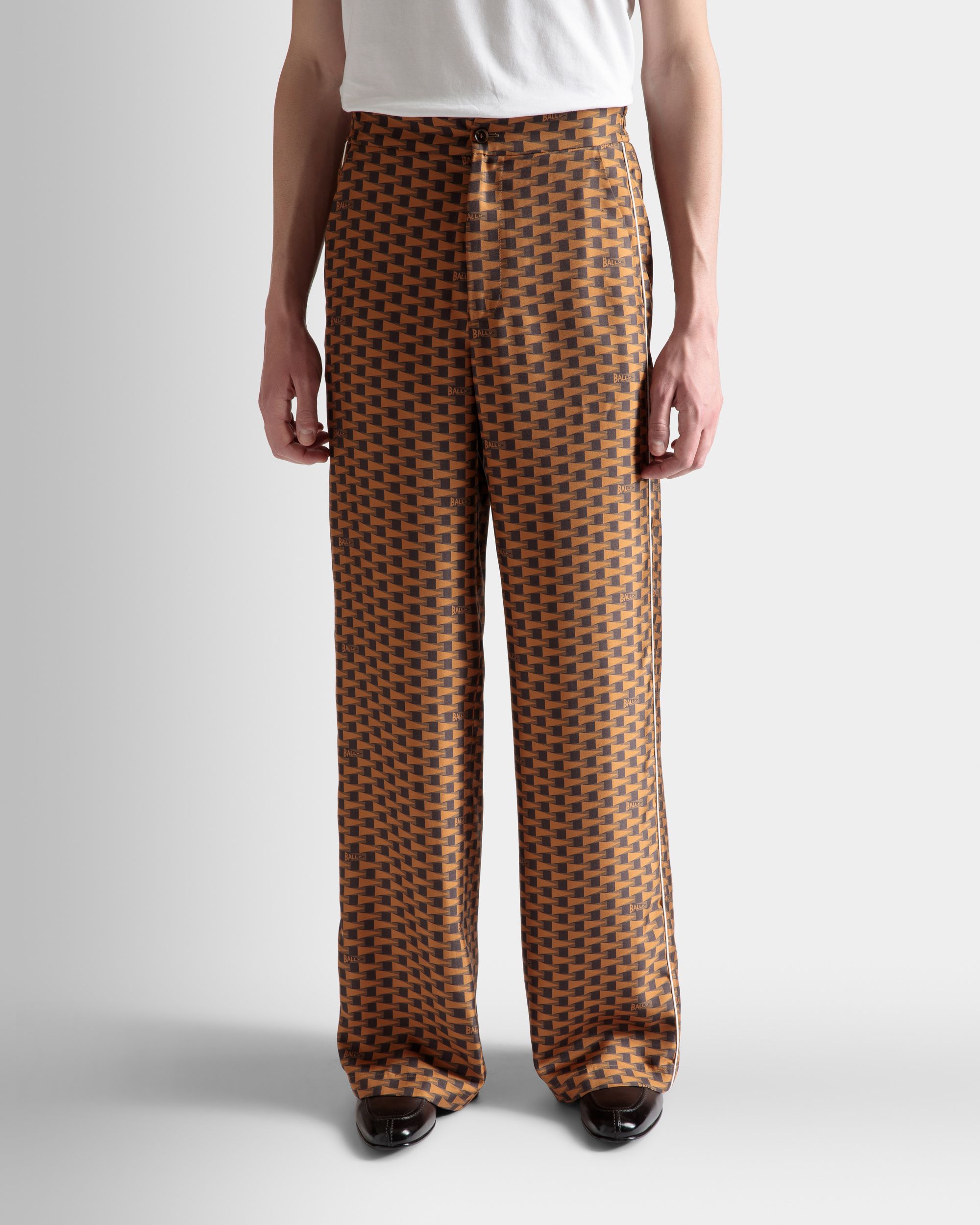 Pantalones Con Estampado Pennant De Seda Marrón - Hombre - Bally - 03