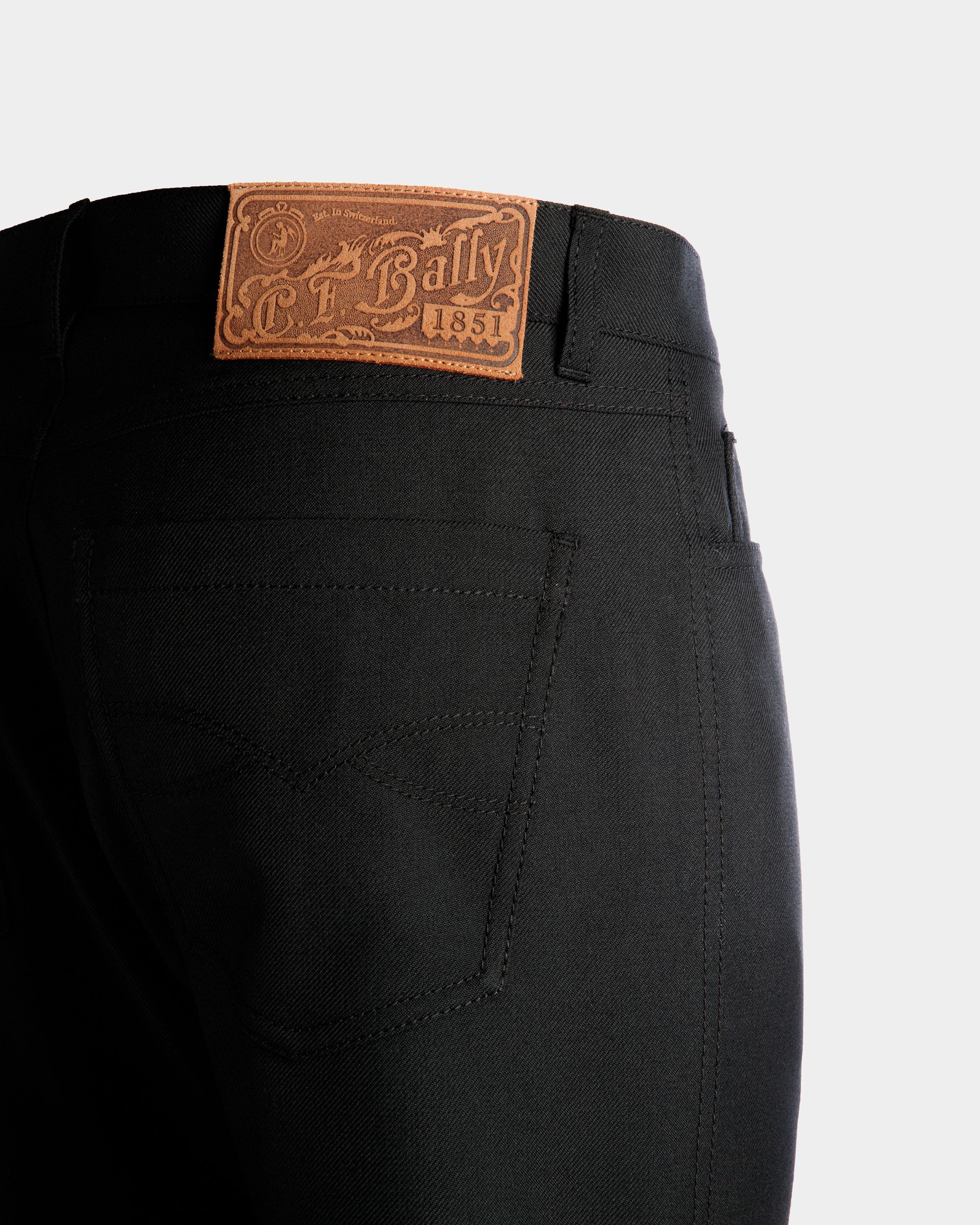 Trousers In Black Wool and Polyester - Men's - Bally - 02