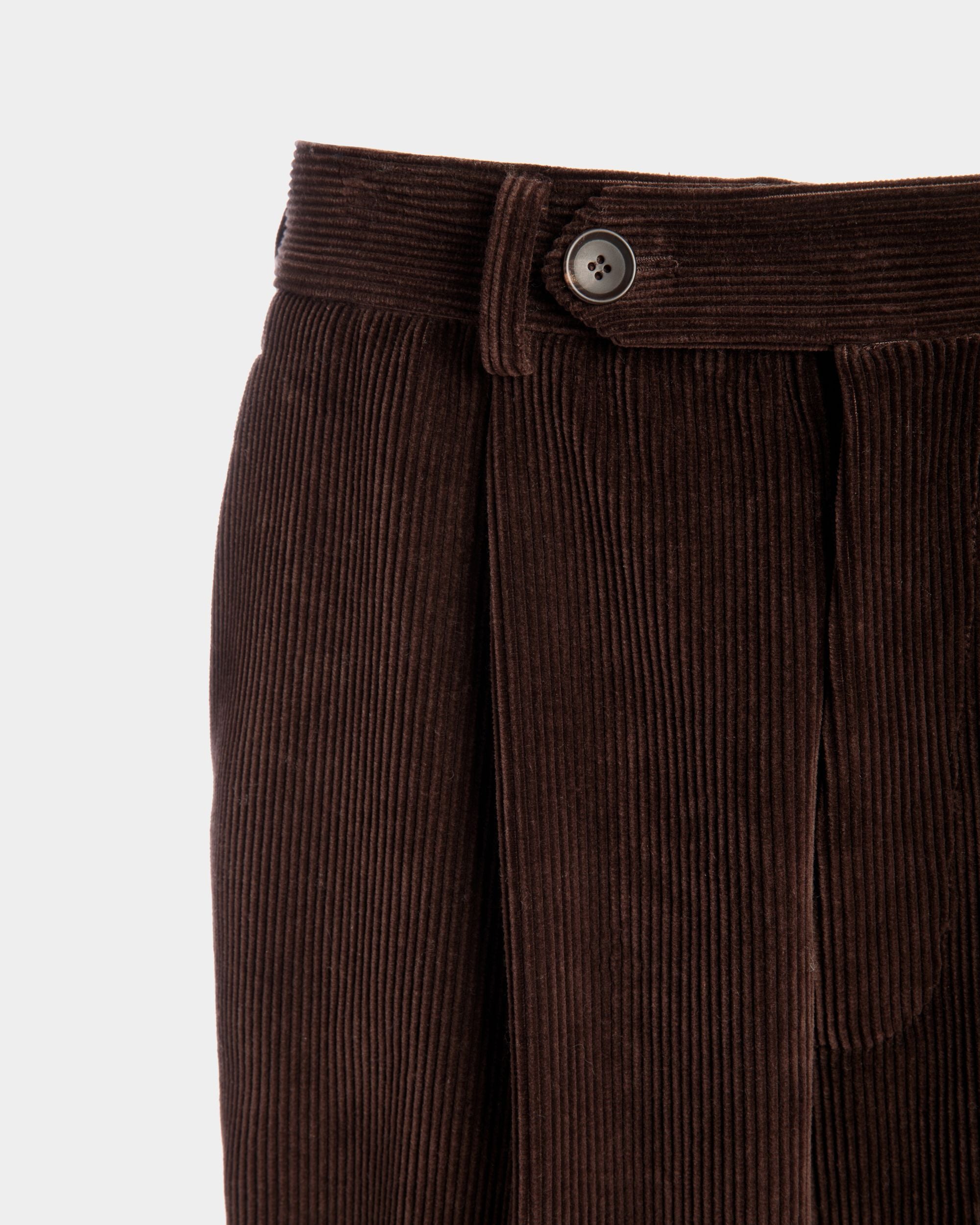 Pantalón Con Pinzas De La Cápsula Winter De Pana Ébano - Hombre - Bally - 04