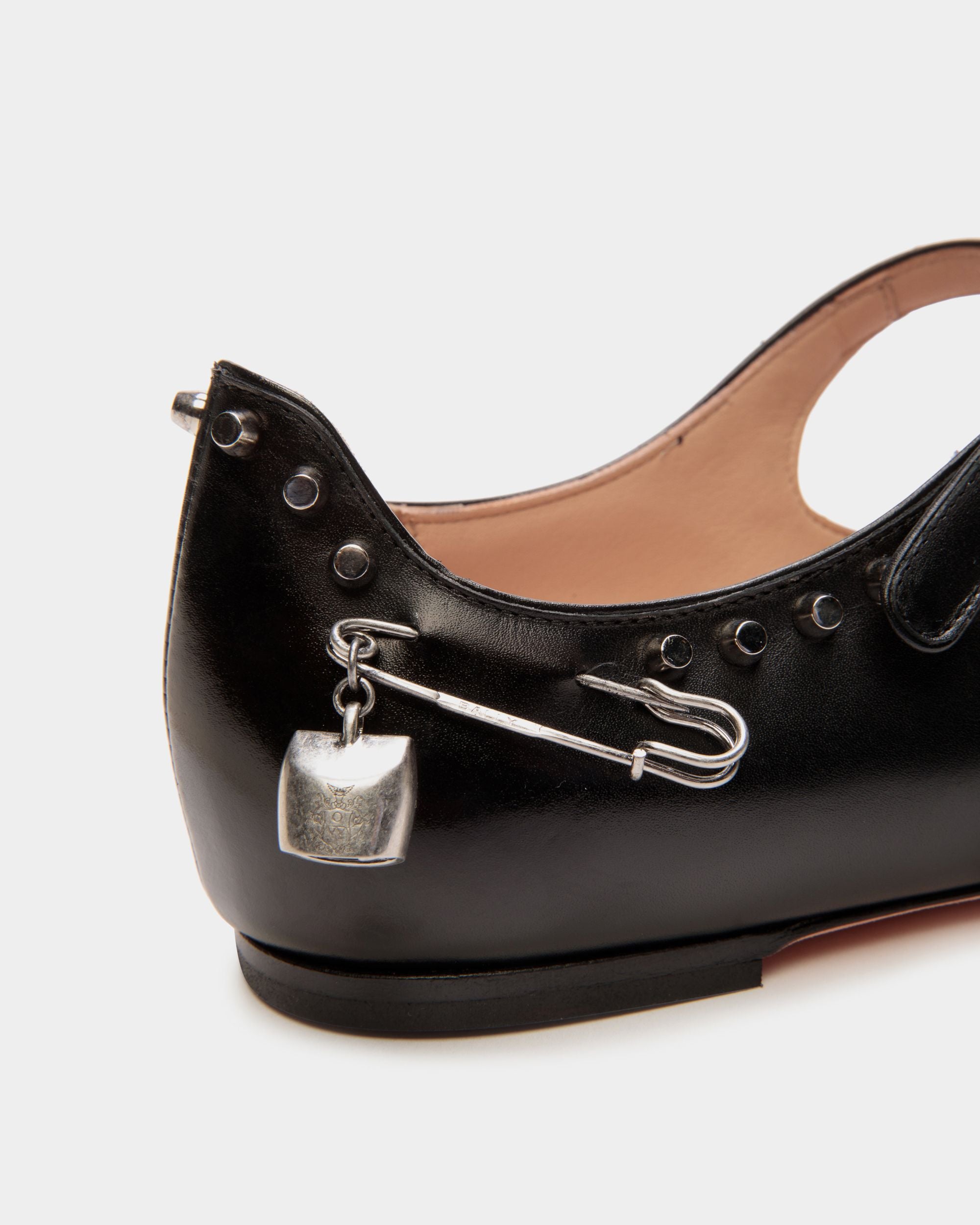 Zapatos Planos Ballyrina De Piel Negra - Mujer - Bally - 06