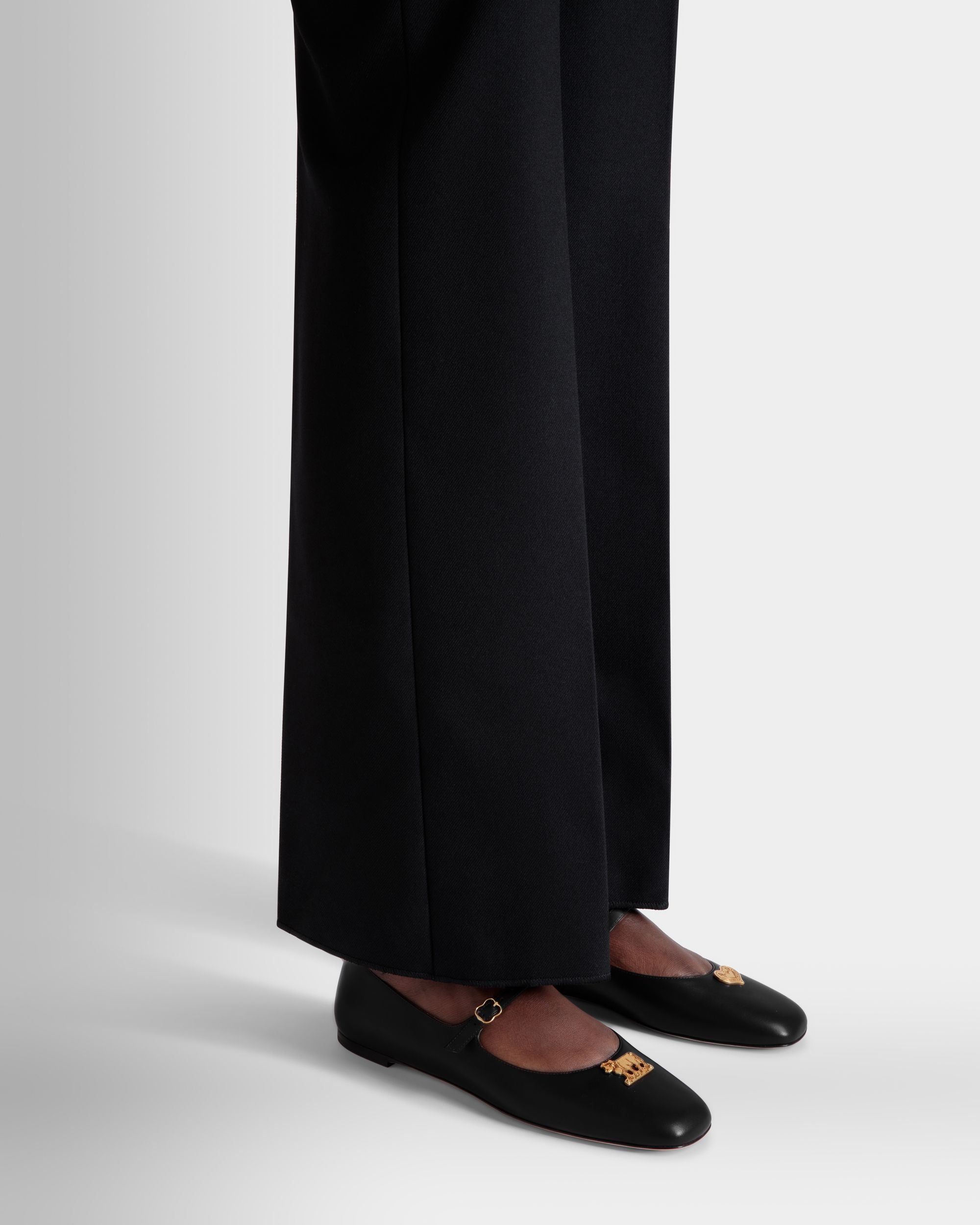 Zapato Plano Estilo Merceditas Ballyrina De Piel Negra - Mujer - Bally - 02