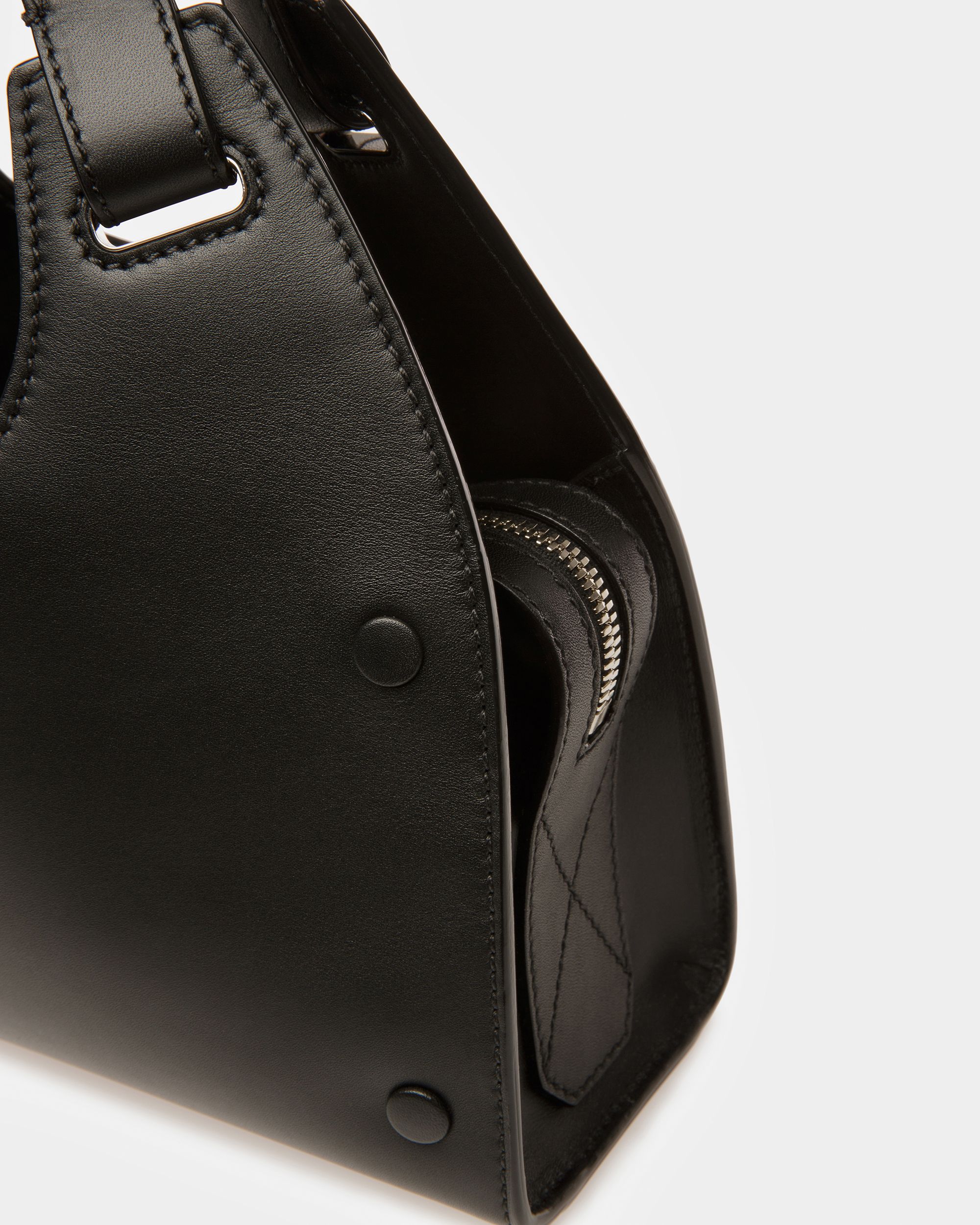 Ahres Small Bolso De Hombro De Piel En Negro - Mujer - Bally - 05