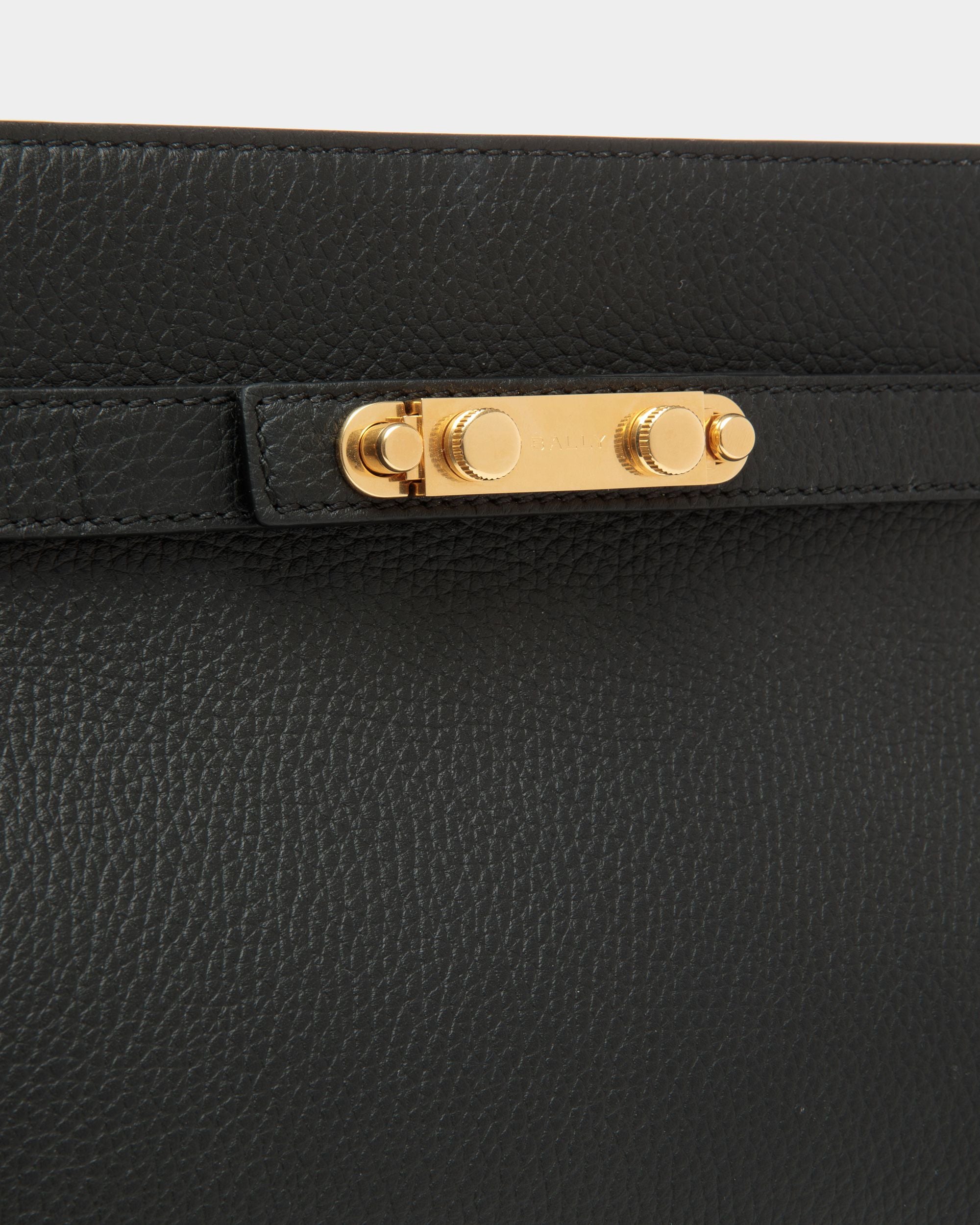 Bolso De Hombro Carriage De Piel Granulada Negra - Mujer - Bally - 06