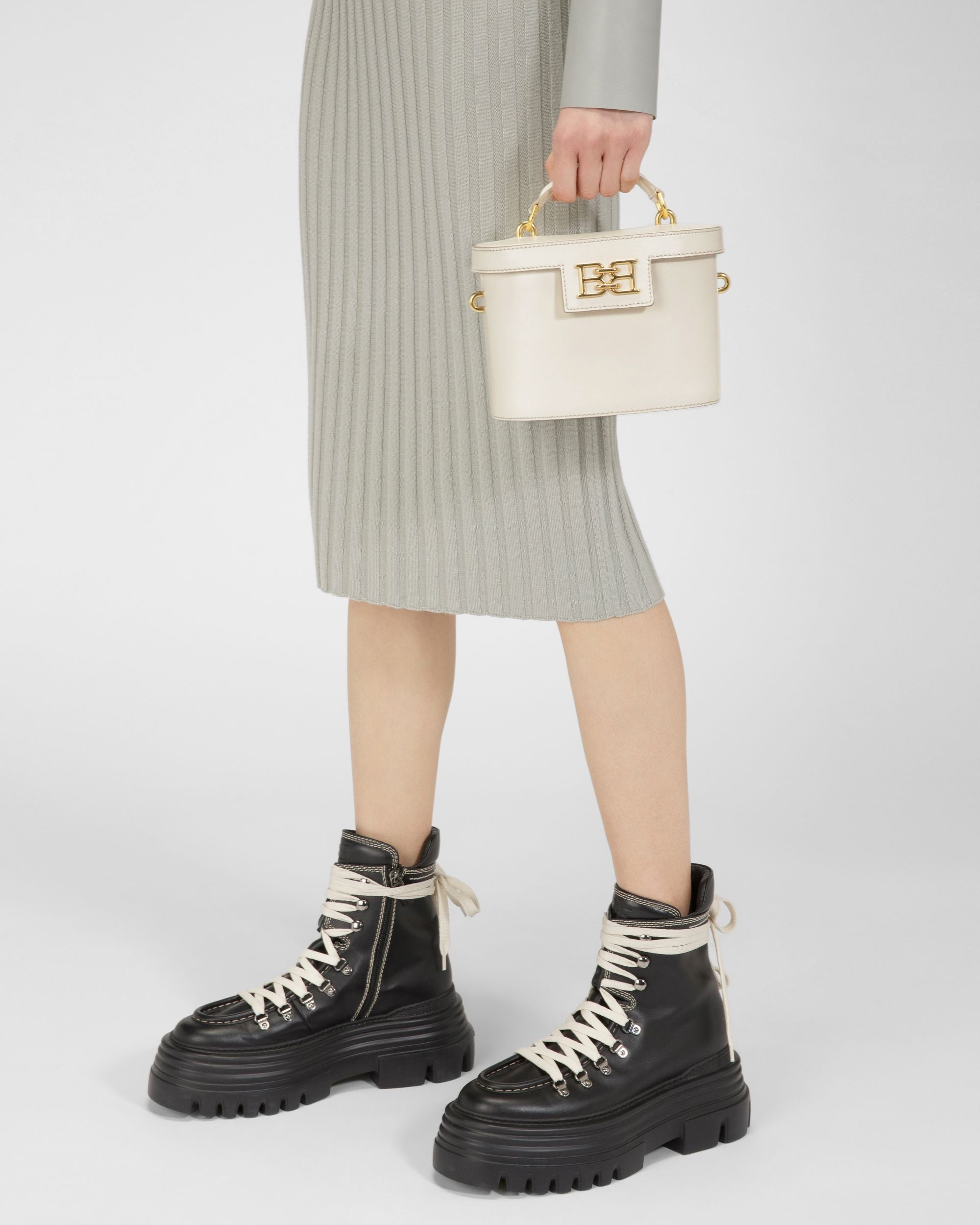 Bengi Bandolera En Piel De Color Crema - Mujer - Bally - 02