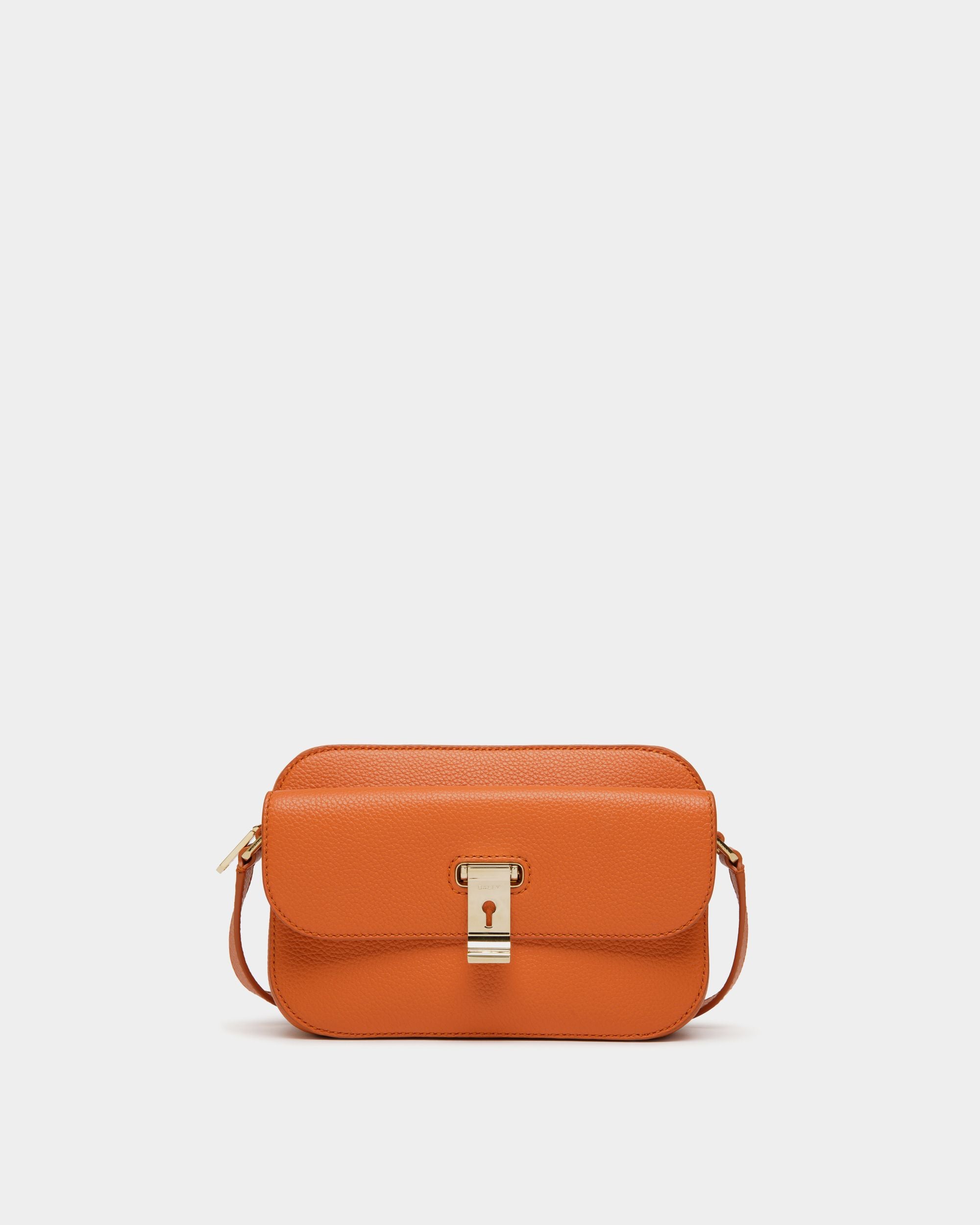 Bandolera Pequeña Lock Me De Piel Granulada Koi Orange - Mujer - Bally - 01