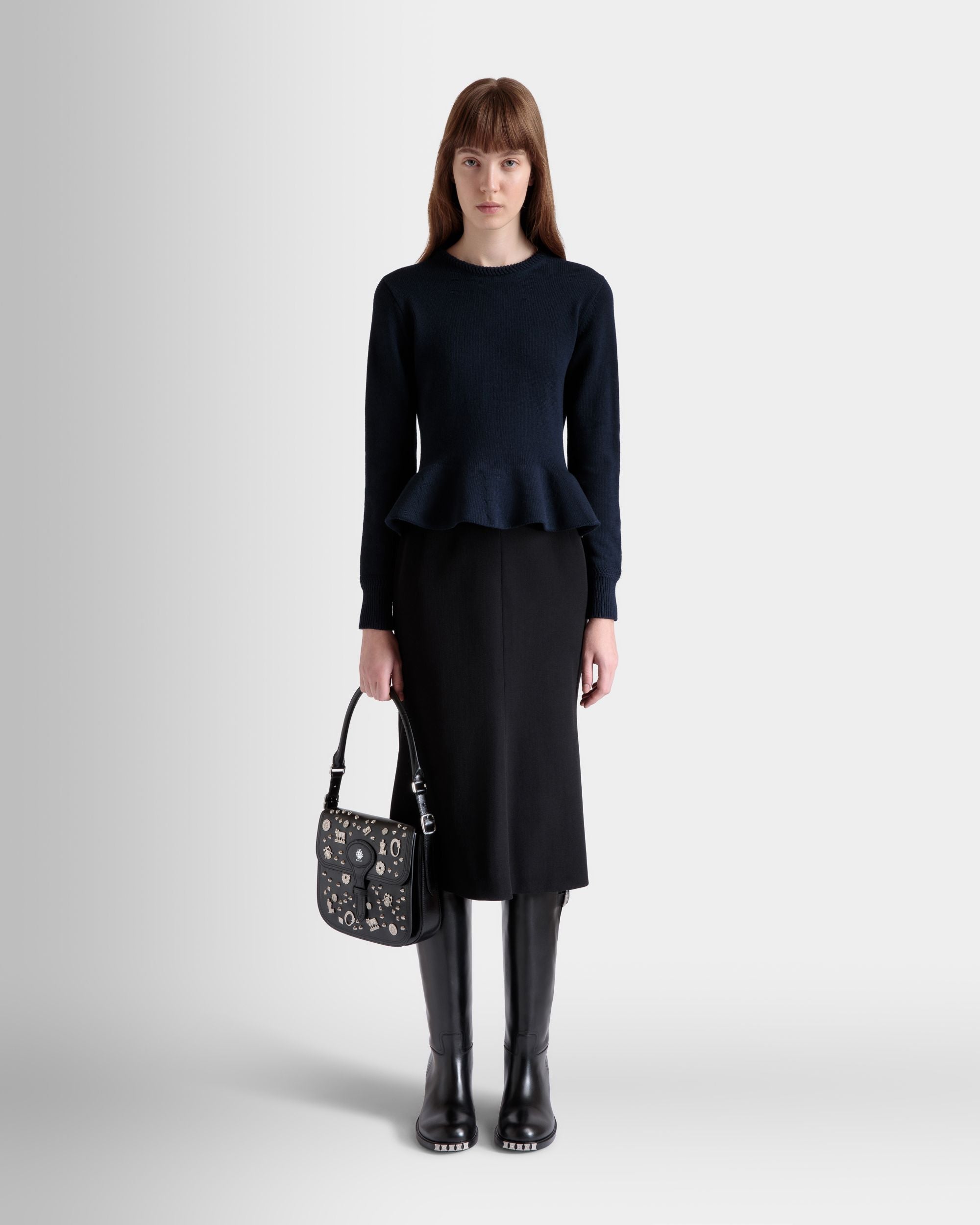 Beckett Crossbody Bag In Black Leather with Studs - Mujer - Bally - 02