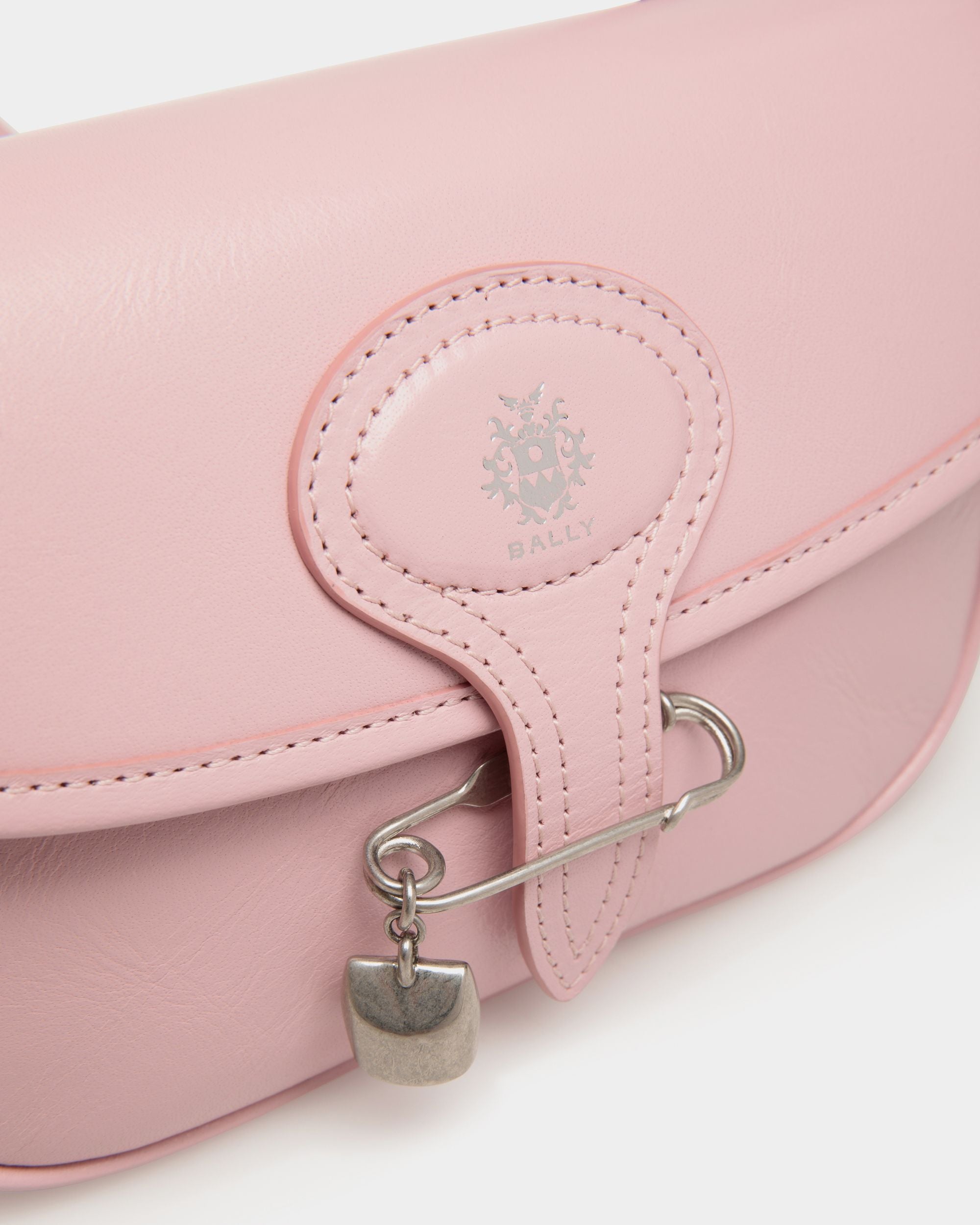 Beckett Minibag in Pink Leather With a Bally Pin - Mujer - Bally - 03