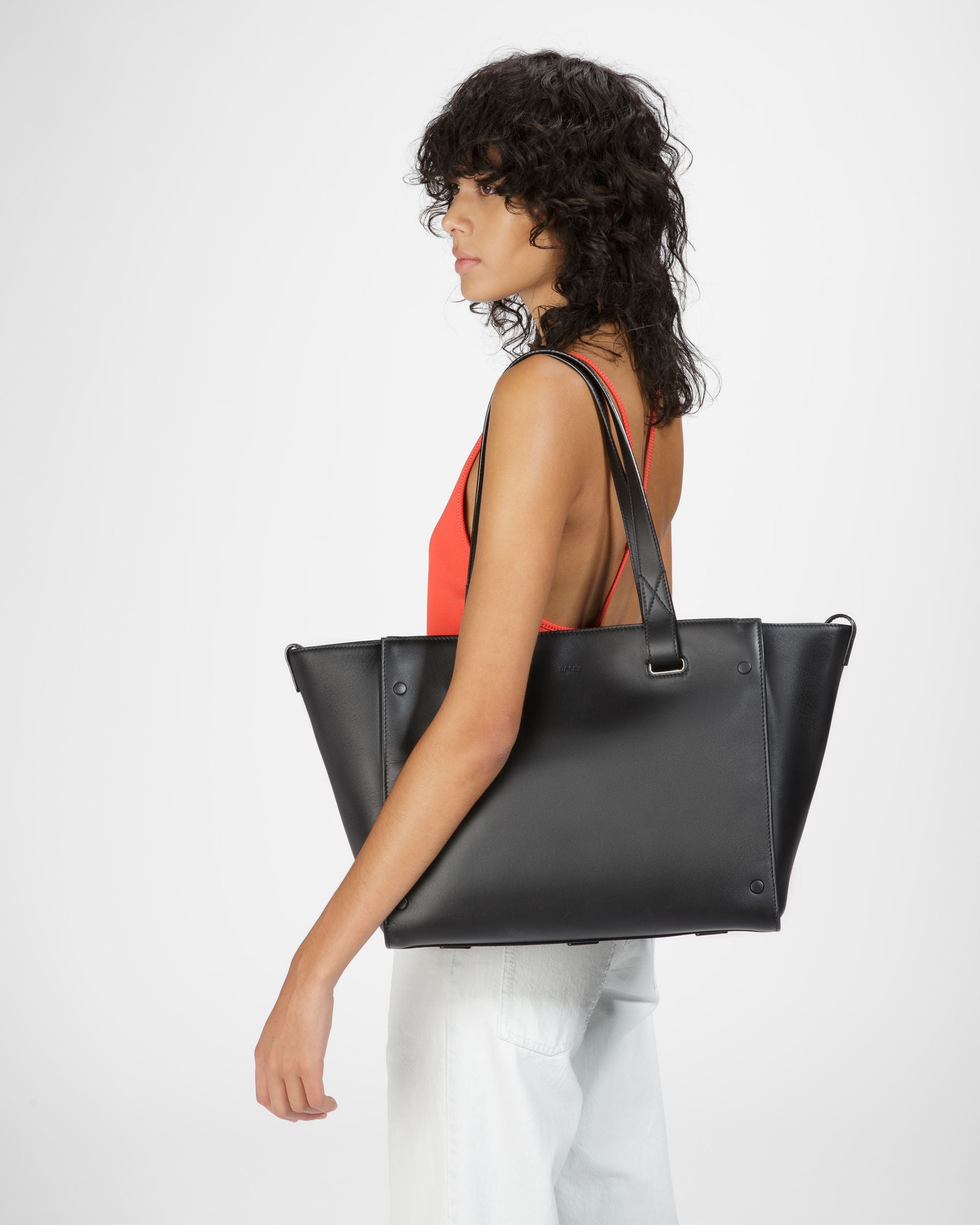 Arystea Leather Tote In Black - Women's - Bally - 10