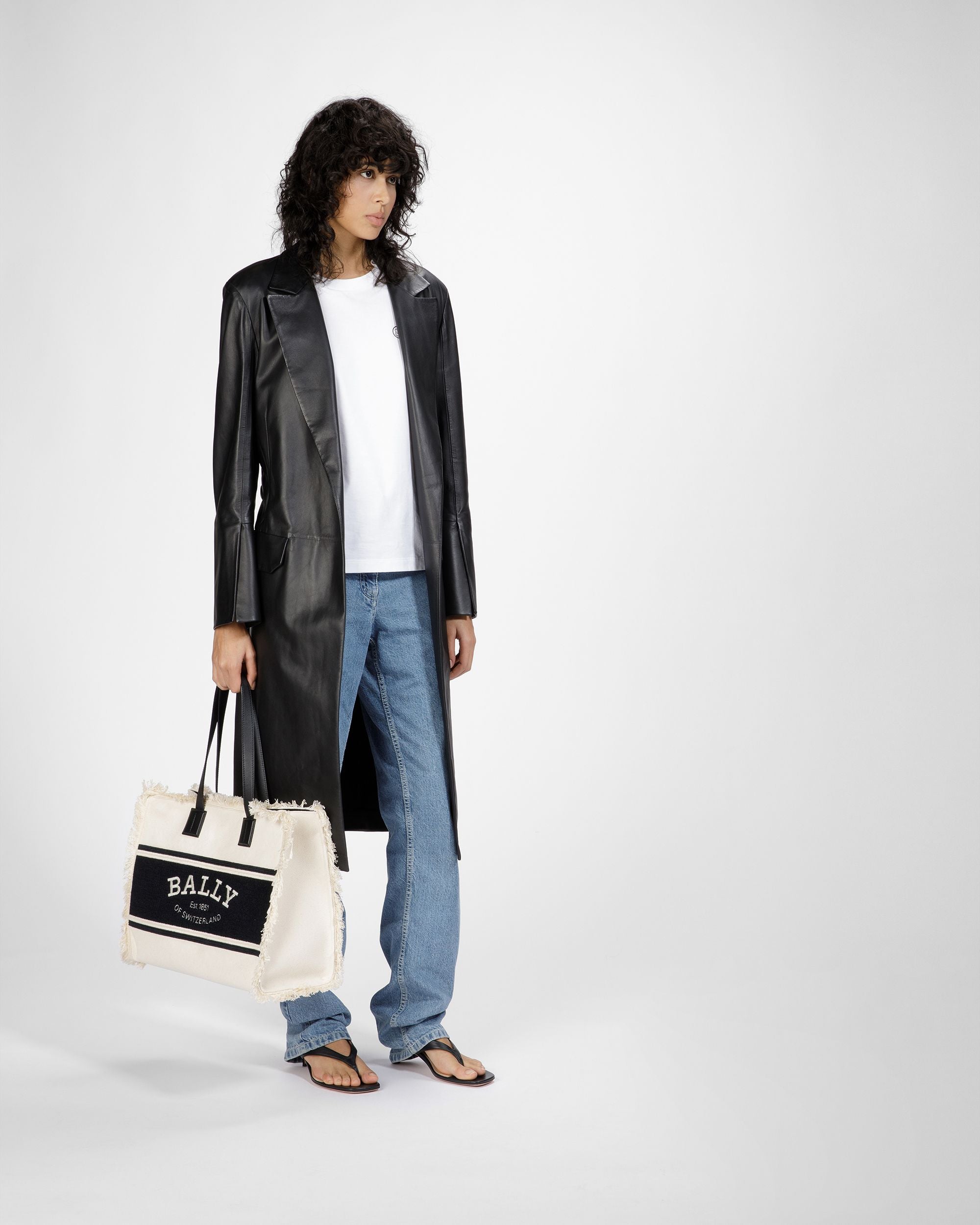 Crystalia Wide Canvas Tote In Natural And Black - Women's - Bally - 04