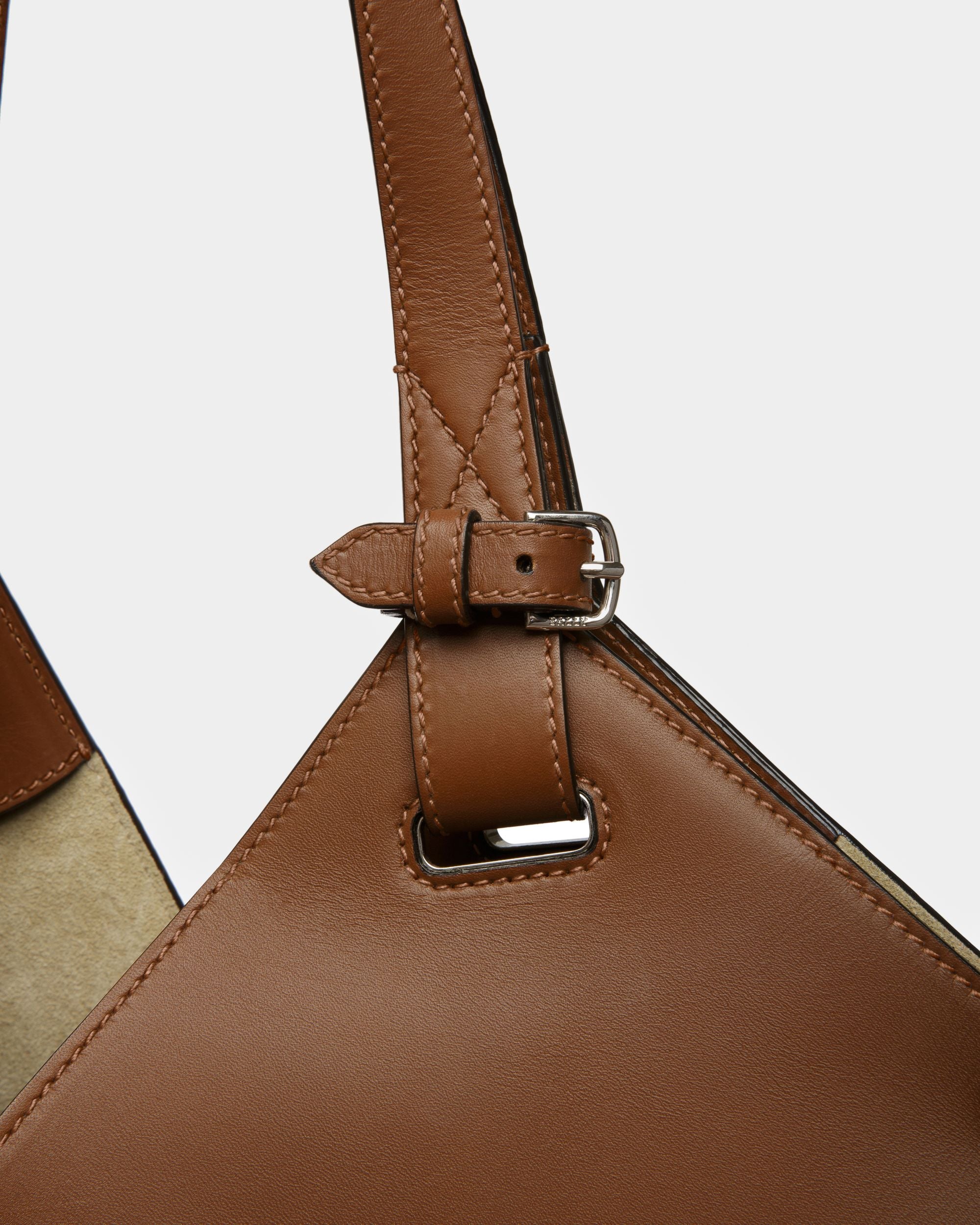Ahria Leather Tote In Brown - Women's - Bally - 08