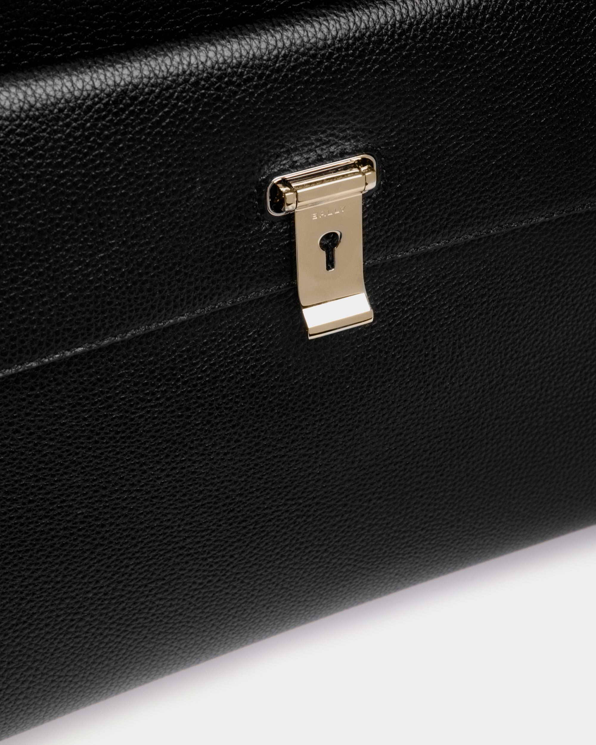Bolso Tote Lock Me De Piel Granulada Negra - Mujer - Bally - 05