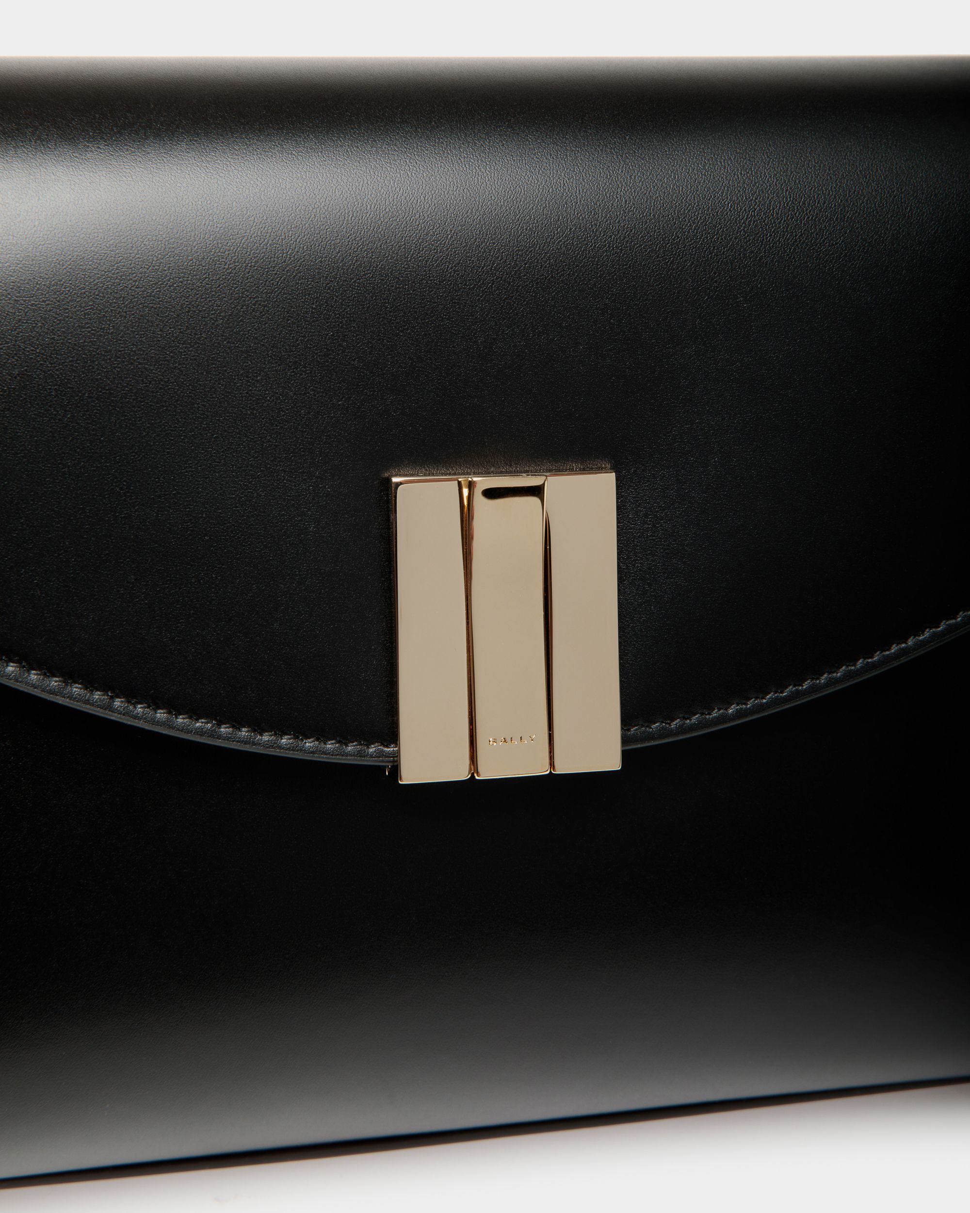 Ollam Small Top Handle Bag In Black Leather - Women's - Bally - 06