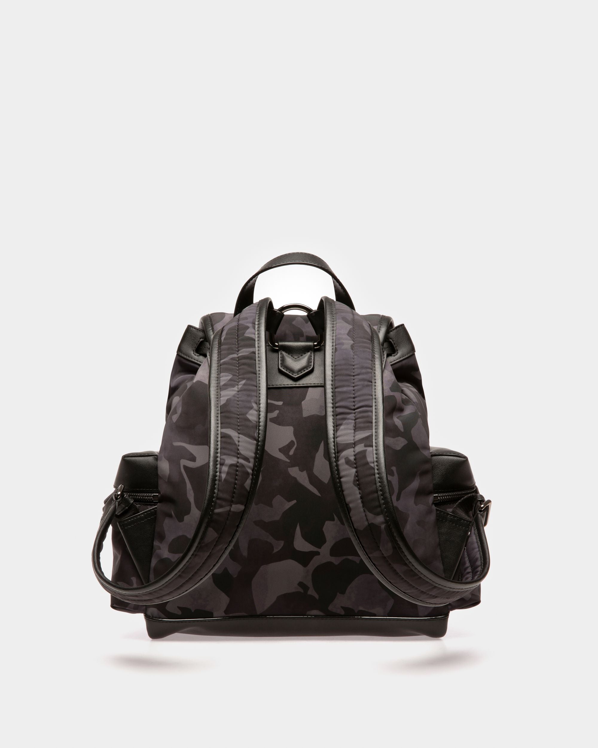 Cliford Mochila En Nailon Reciclado De Color Negro - Mujer - Bally - 03