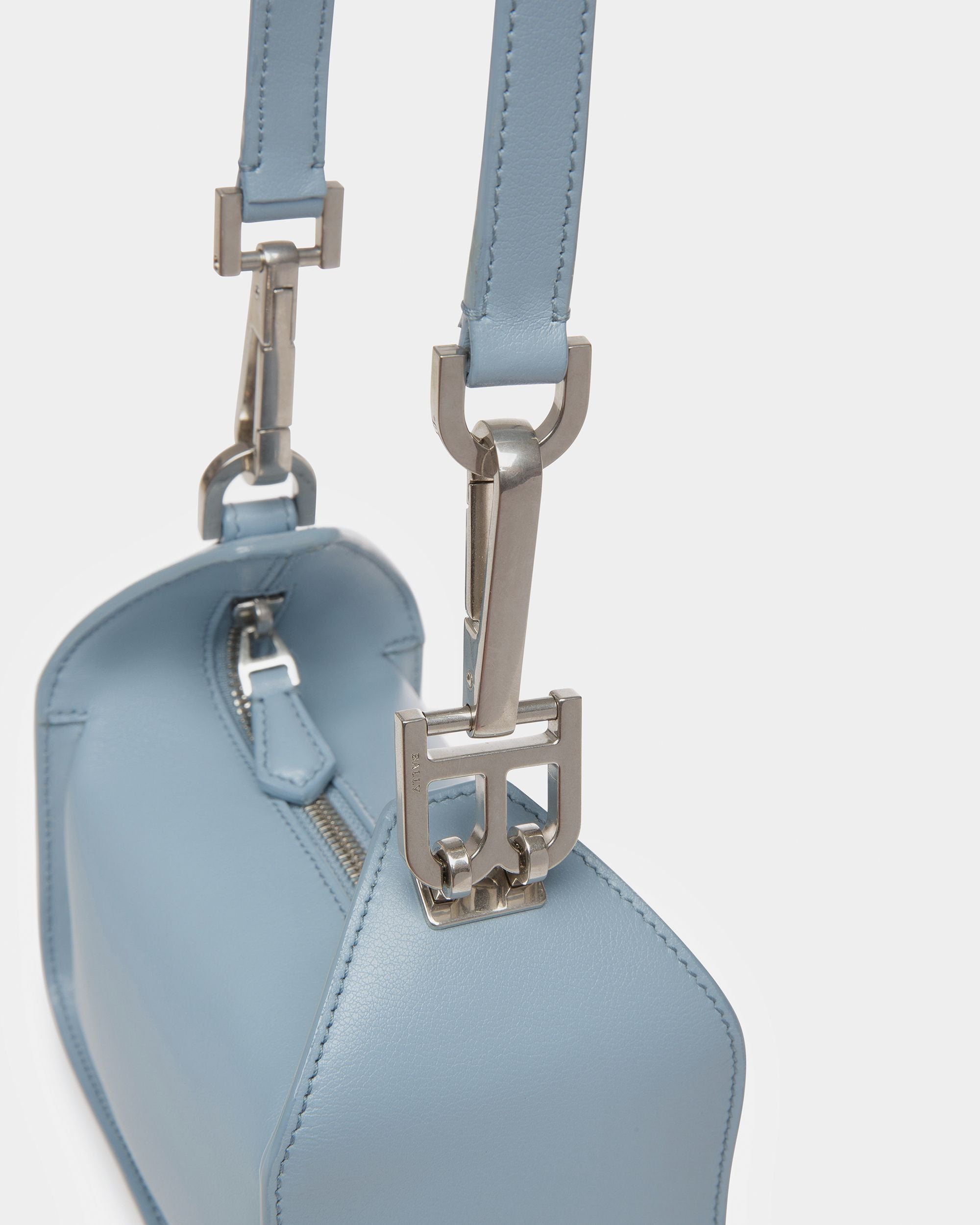 B-Hook Xs Minibolso De Piel En Azul Claro - Mujer - Bally - 05