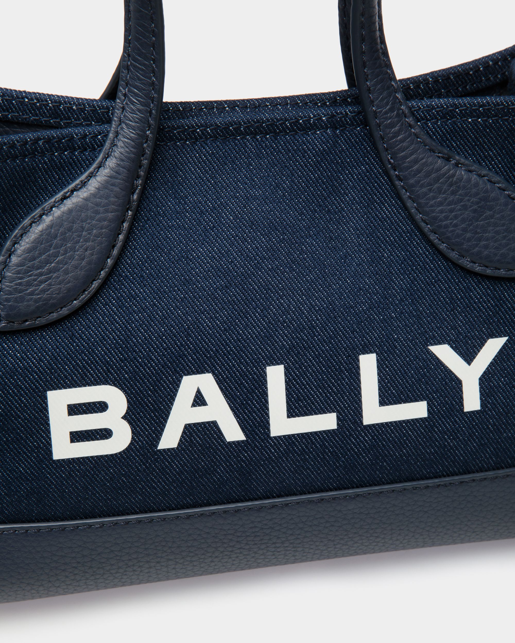 Minibolso Bar De Denim Azul - Mujer - Bally - 05