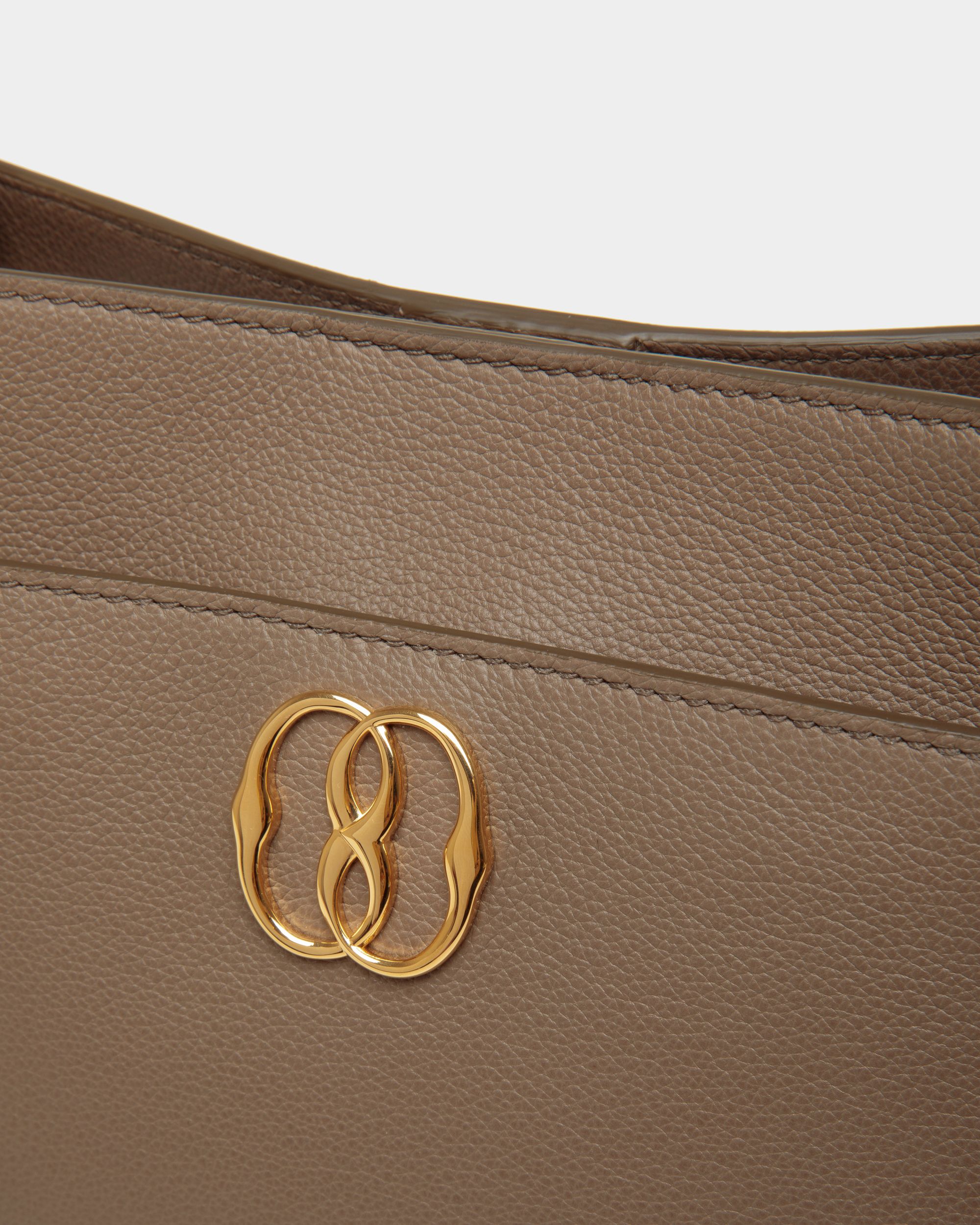 Emblem Shoulder Bag in Beige Grained Leather - Women's - Bally - 05