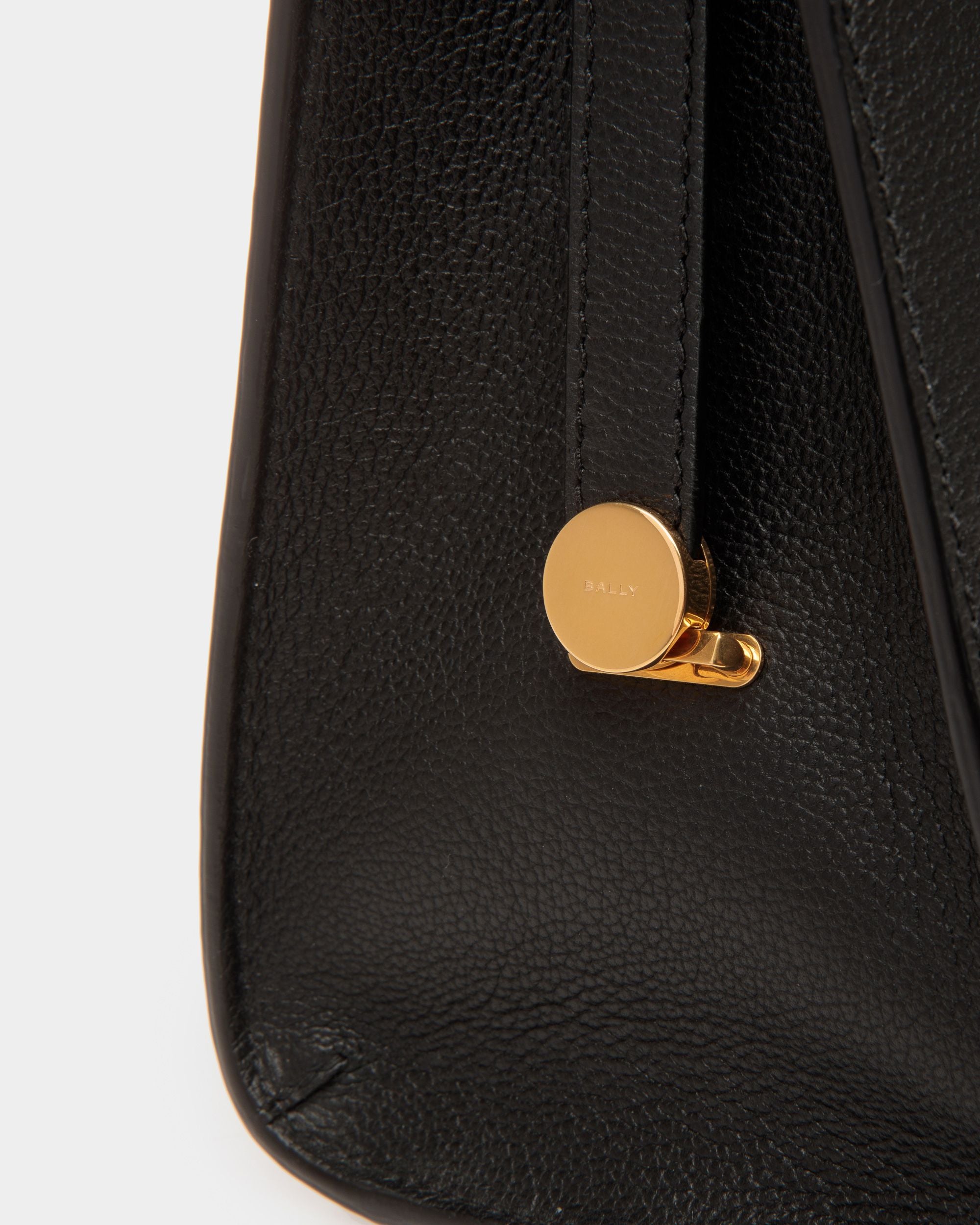 Emblem Shoulder Bag In Black Grained Leather - Women's - Bally - 06