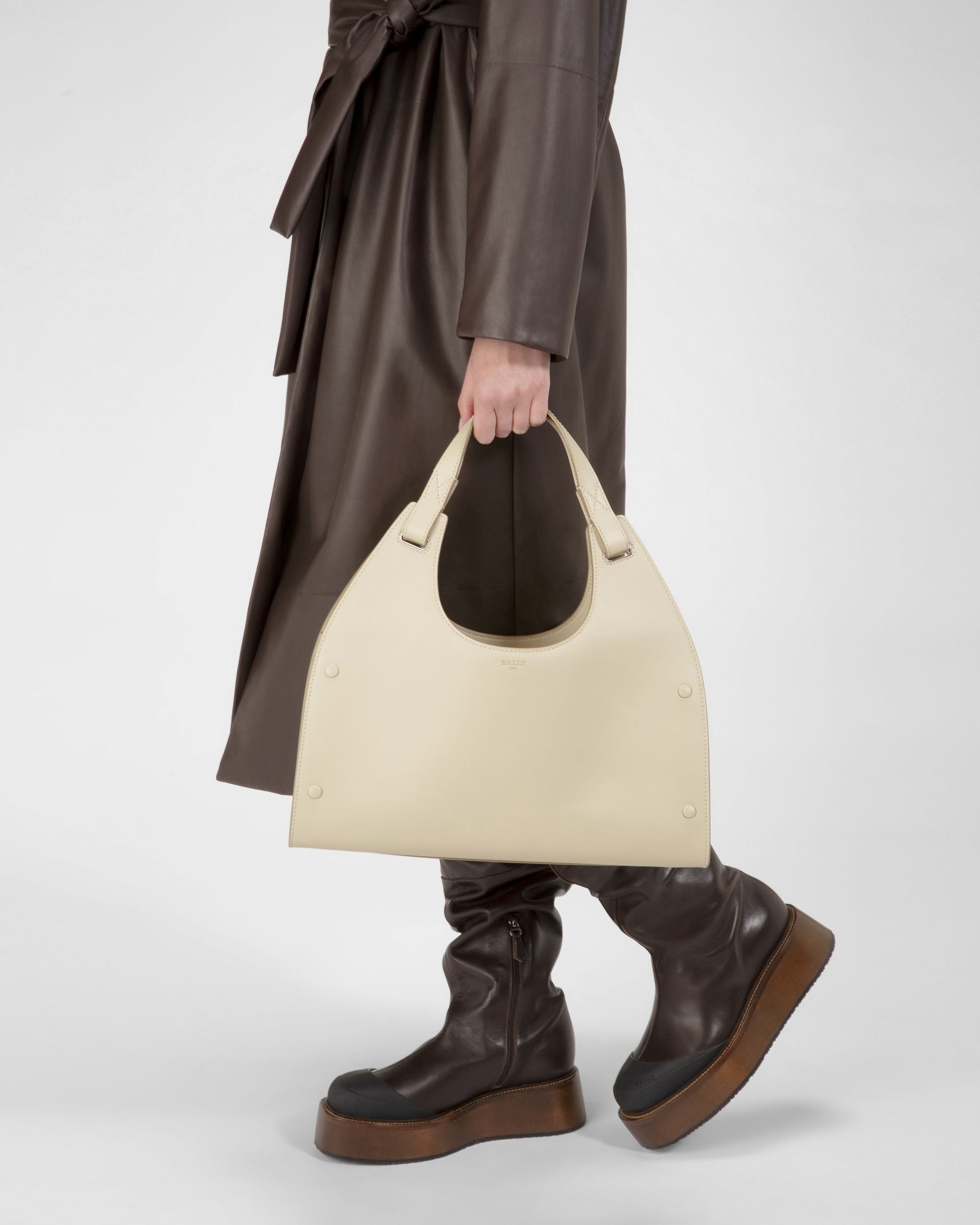 Ahres Leather Shoulder Bag In Light Beige - Women's - Bally - 06