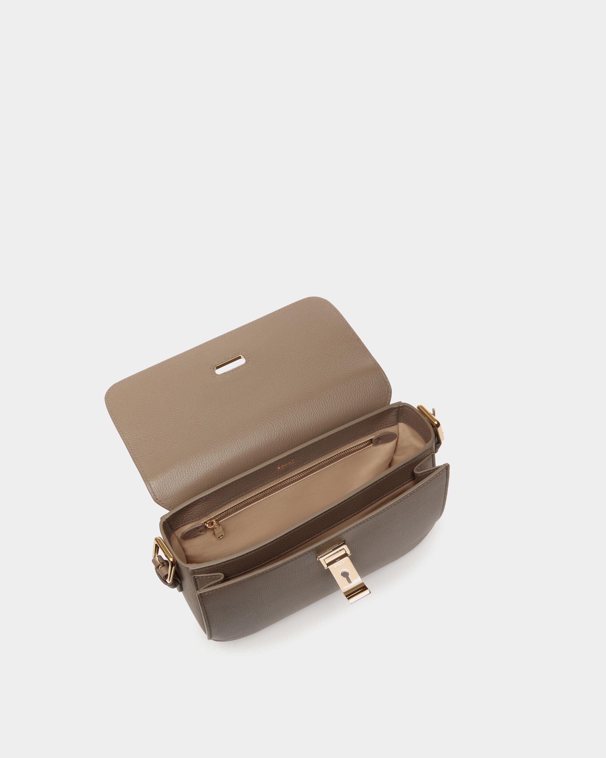 Lock Me Shoulder Bag in Taupe Grained Leather - Mujer - Bally - 04
