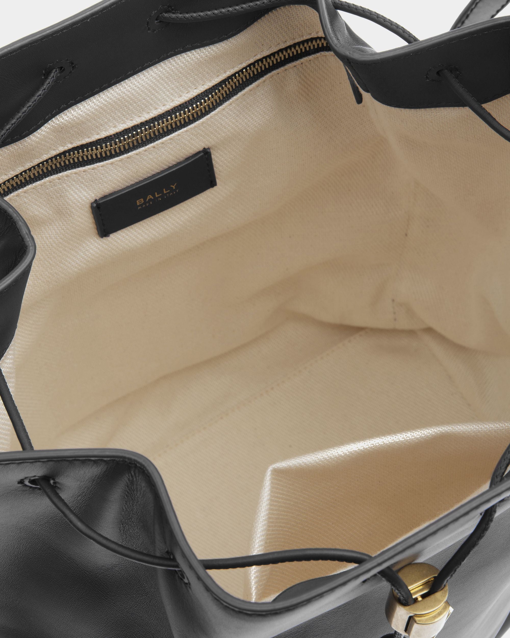 Bolso Cubo Block De Piel En Negro - Mujer - Bally - 03