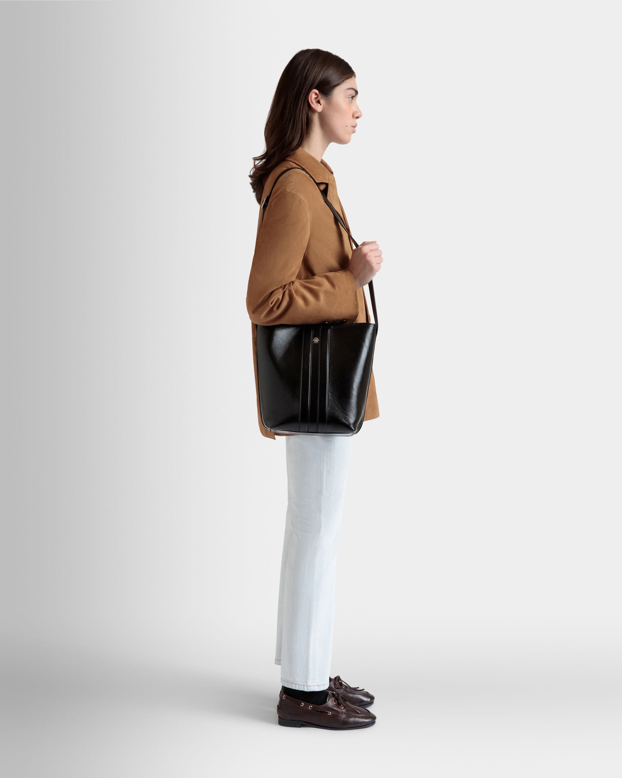 Bolso Cubo Beckett De Piel Negra - Mujer - Bally - 02