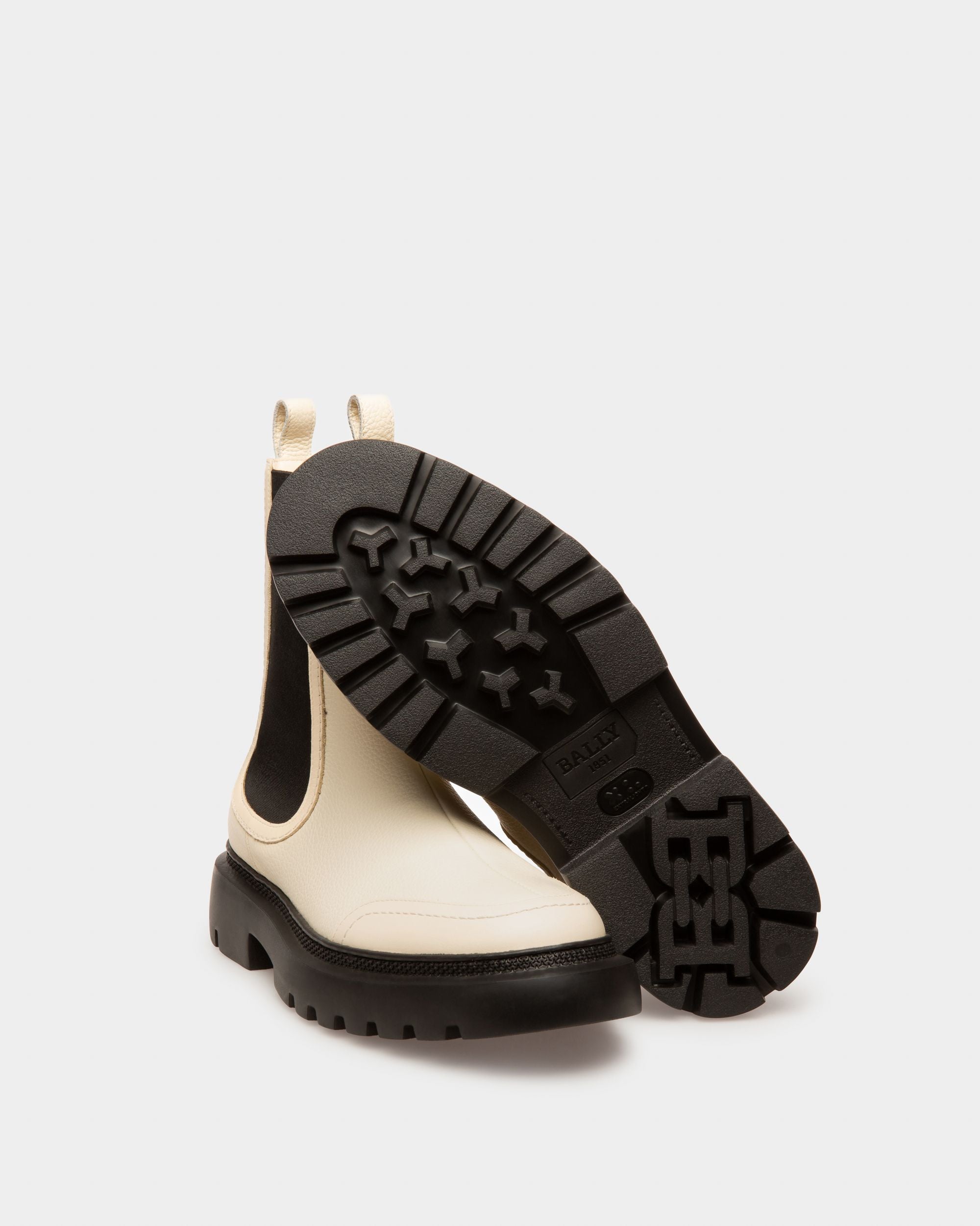 Bota Ginny Flat De Piel Blanco Hueso - Mujer - Bally - 05