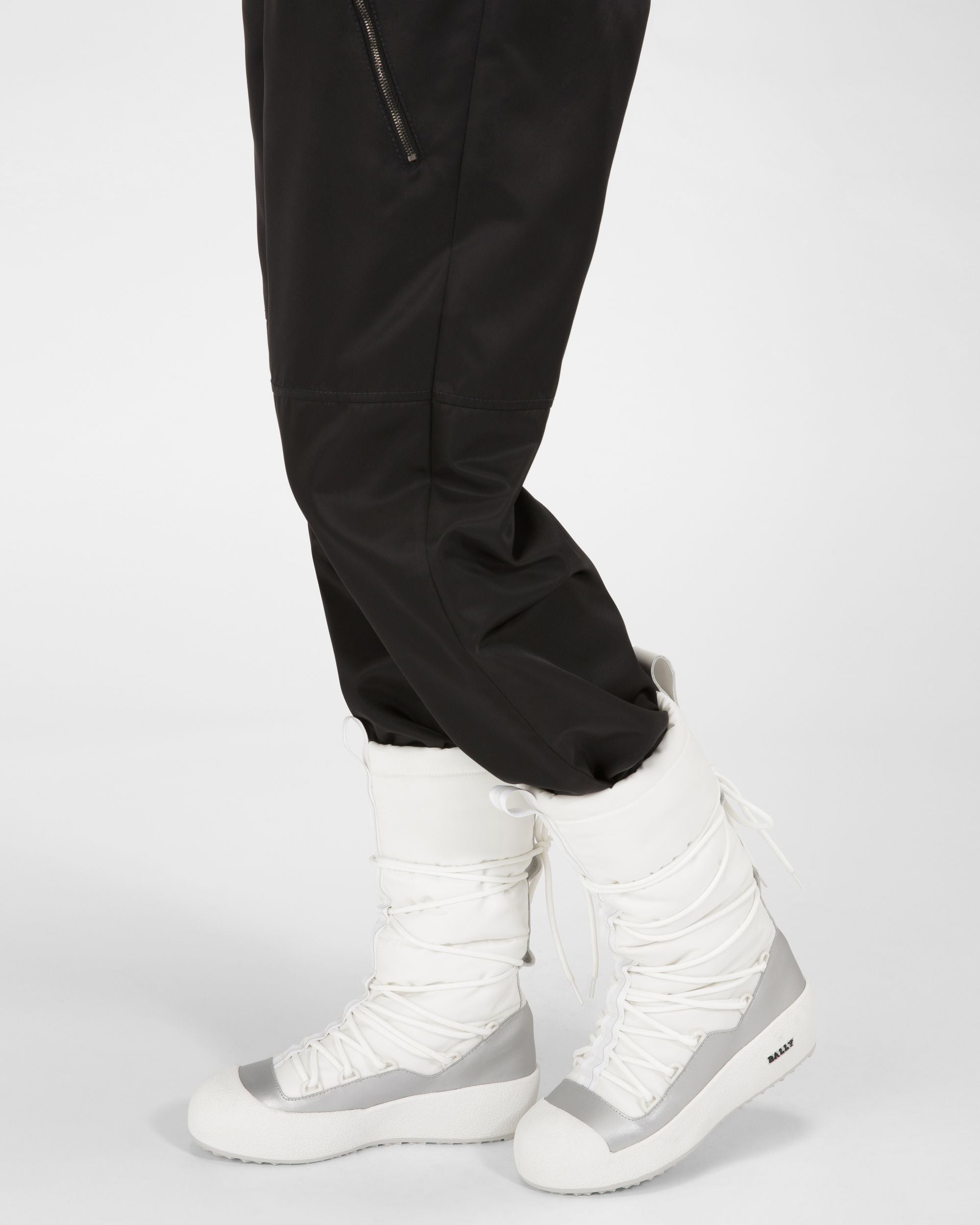 Cathye Botas En Nailon Reciclado Y Piel De Color Blanco Y Plateado - Mujer - Bally - 03